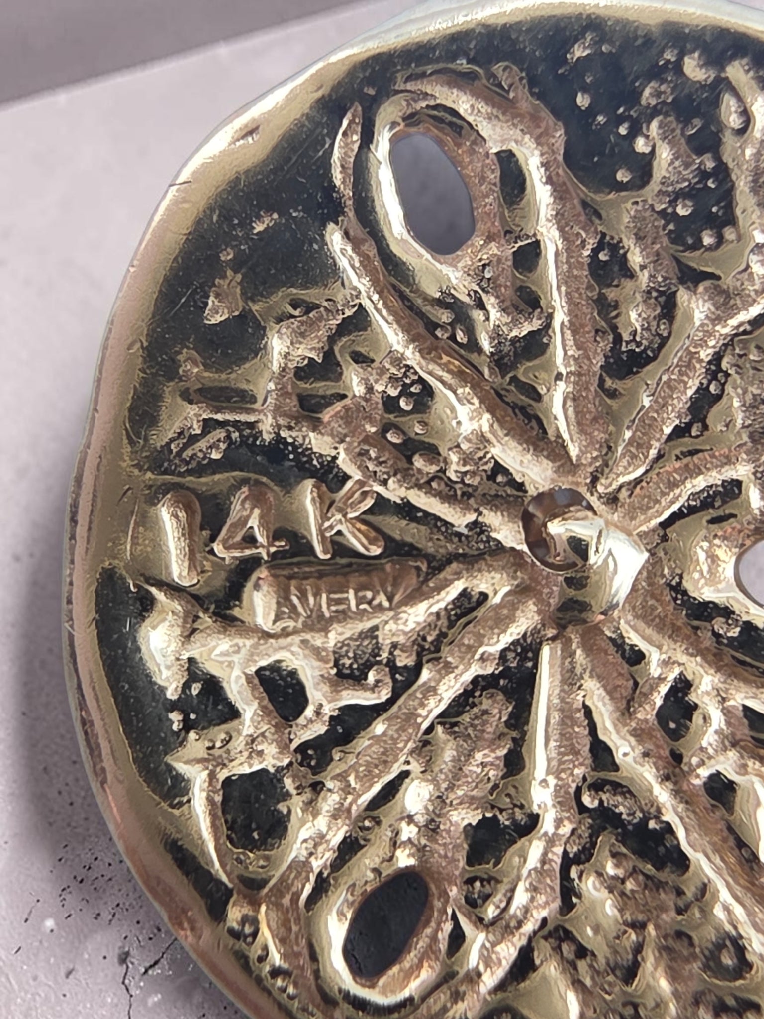 James Avery Solid 14K Gold Sand Dollar Charm Custom Diamond Accent One of a Kind