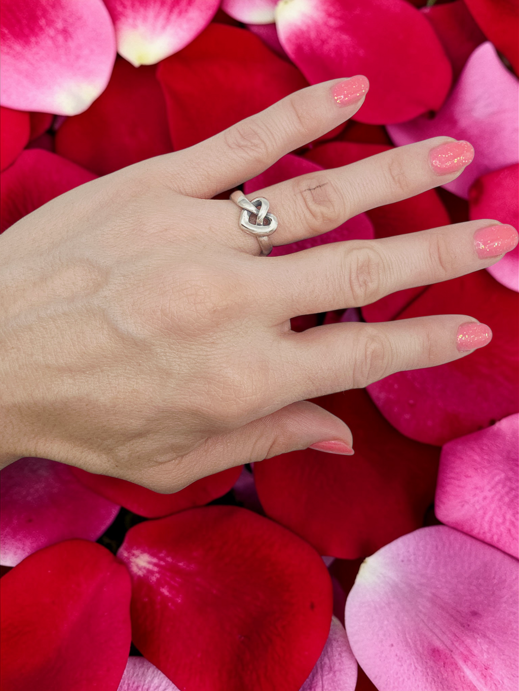 James Avery 925 Sterling Silver Heart Knot Ring - Size 6.25