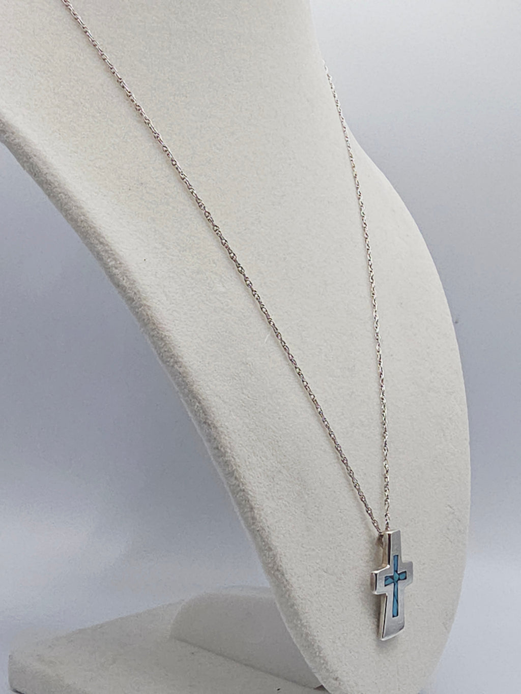 925 Sterling Silver Cross with Blue Inlay Pendant Necklace – 19 Inch