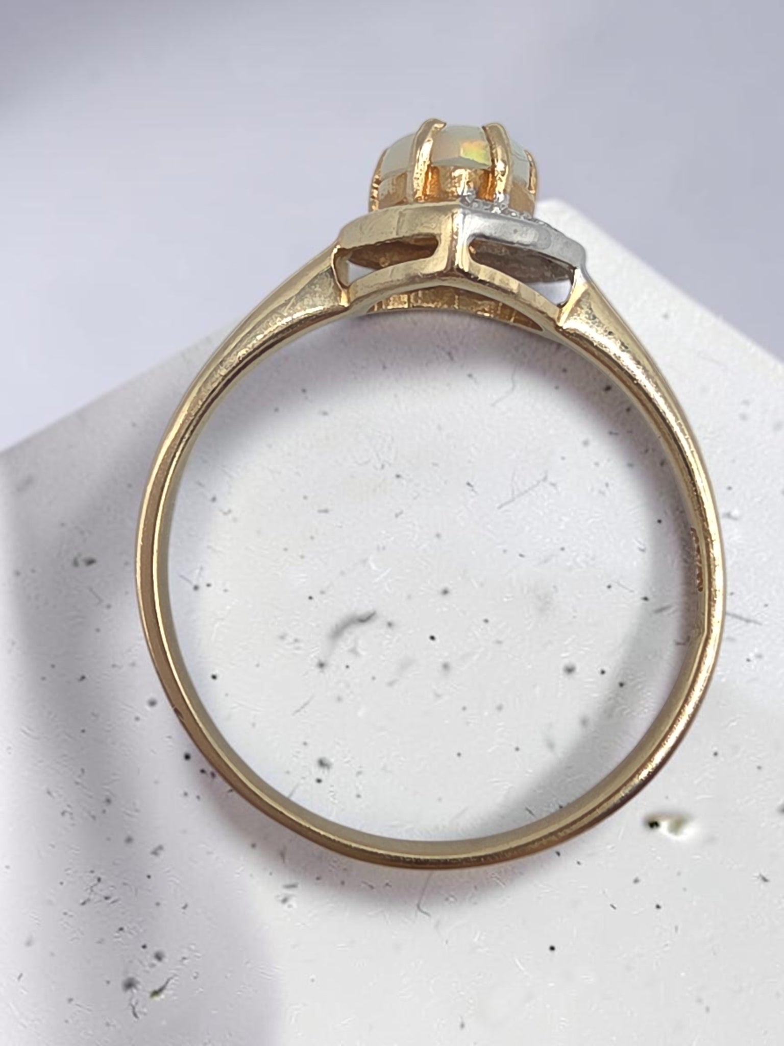 Solid 10K Yellow Gold Heart Cut Opal Ring with Natural Diamond Accents Size 6.25