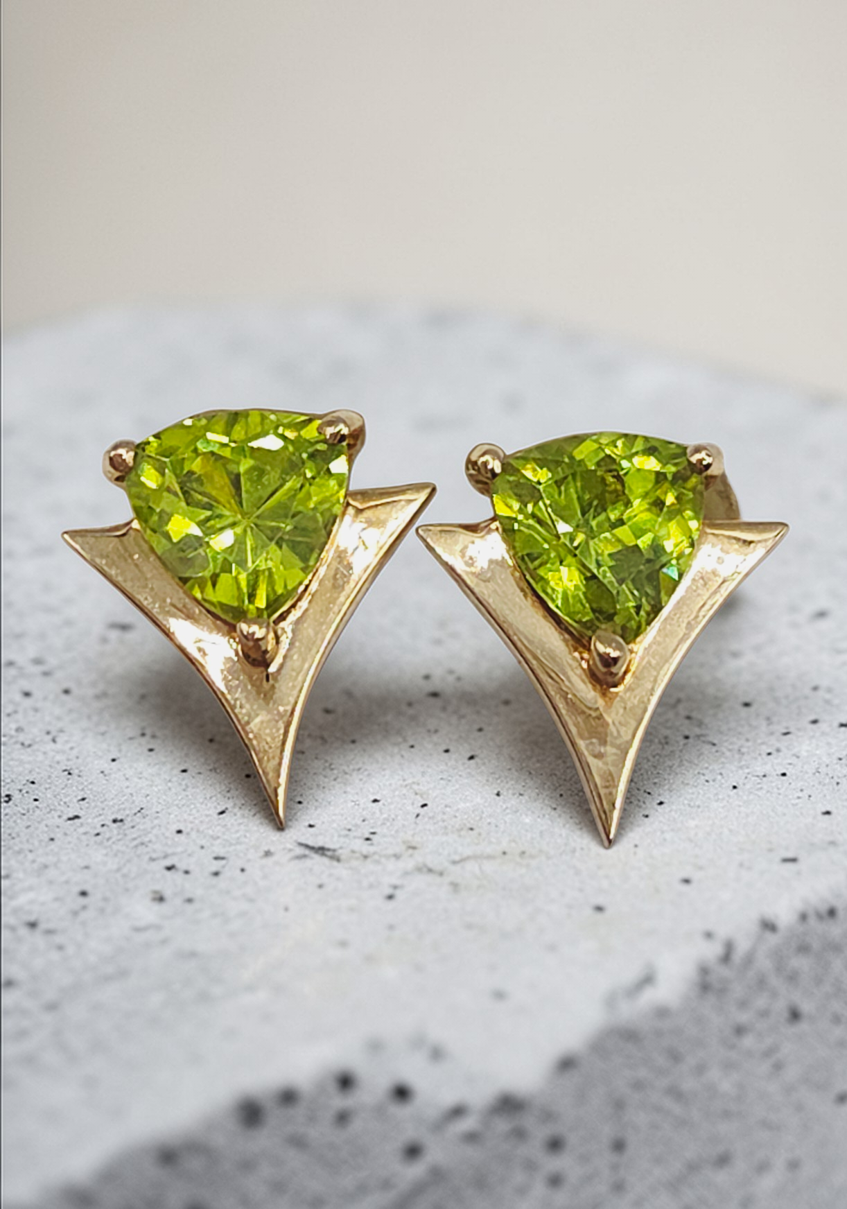 Solid 14K Yellow Gold Trillion Cut Peridot Stud Earrings