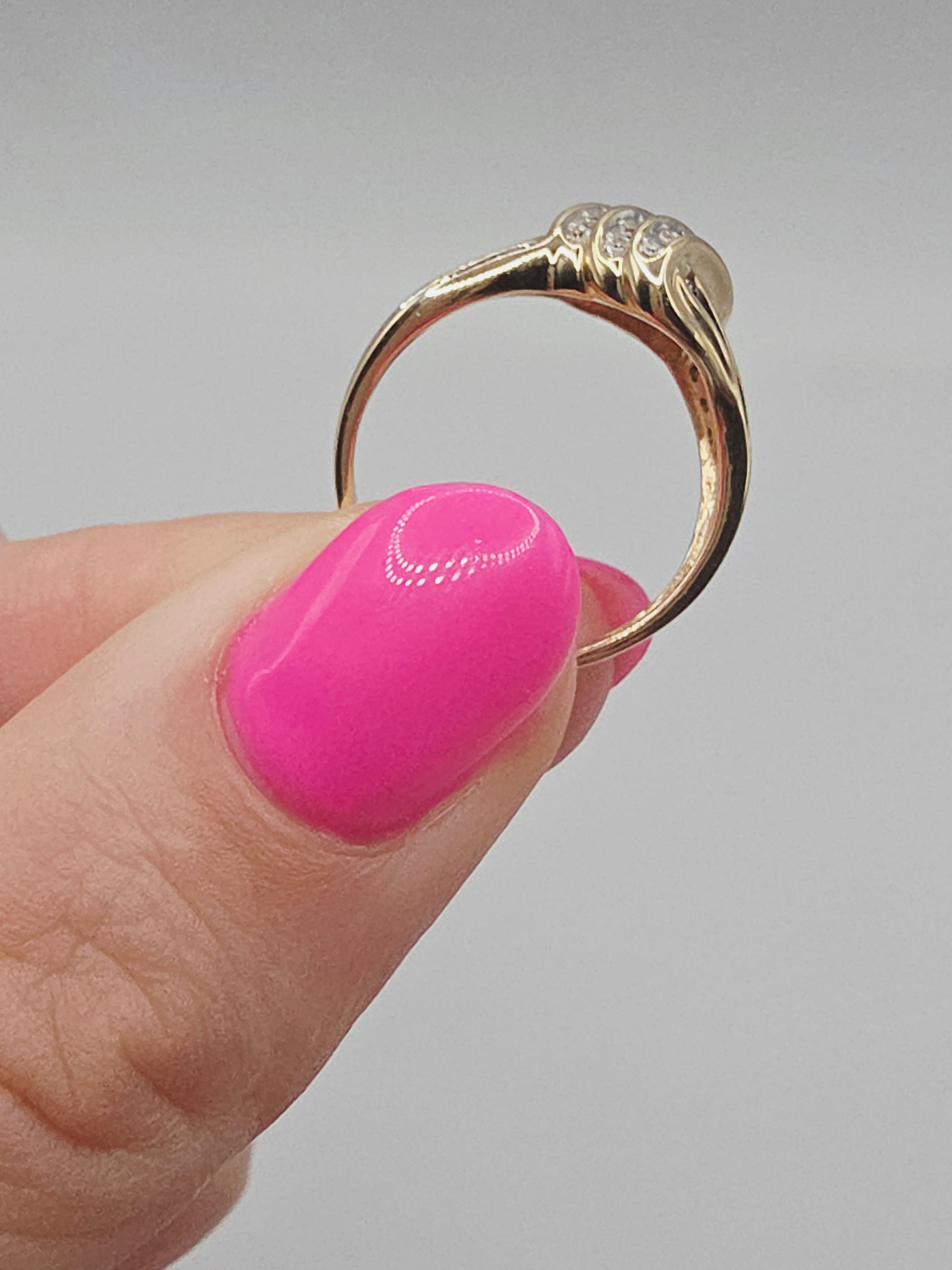 CRP Solid 10K Yellow Gold Diamond Ribbon Cocktail Ring – Size 6.75