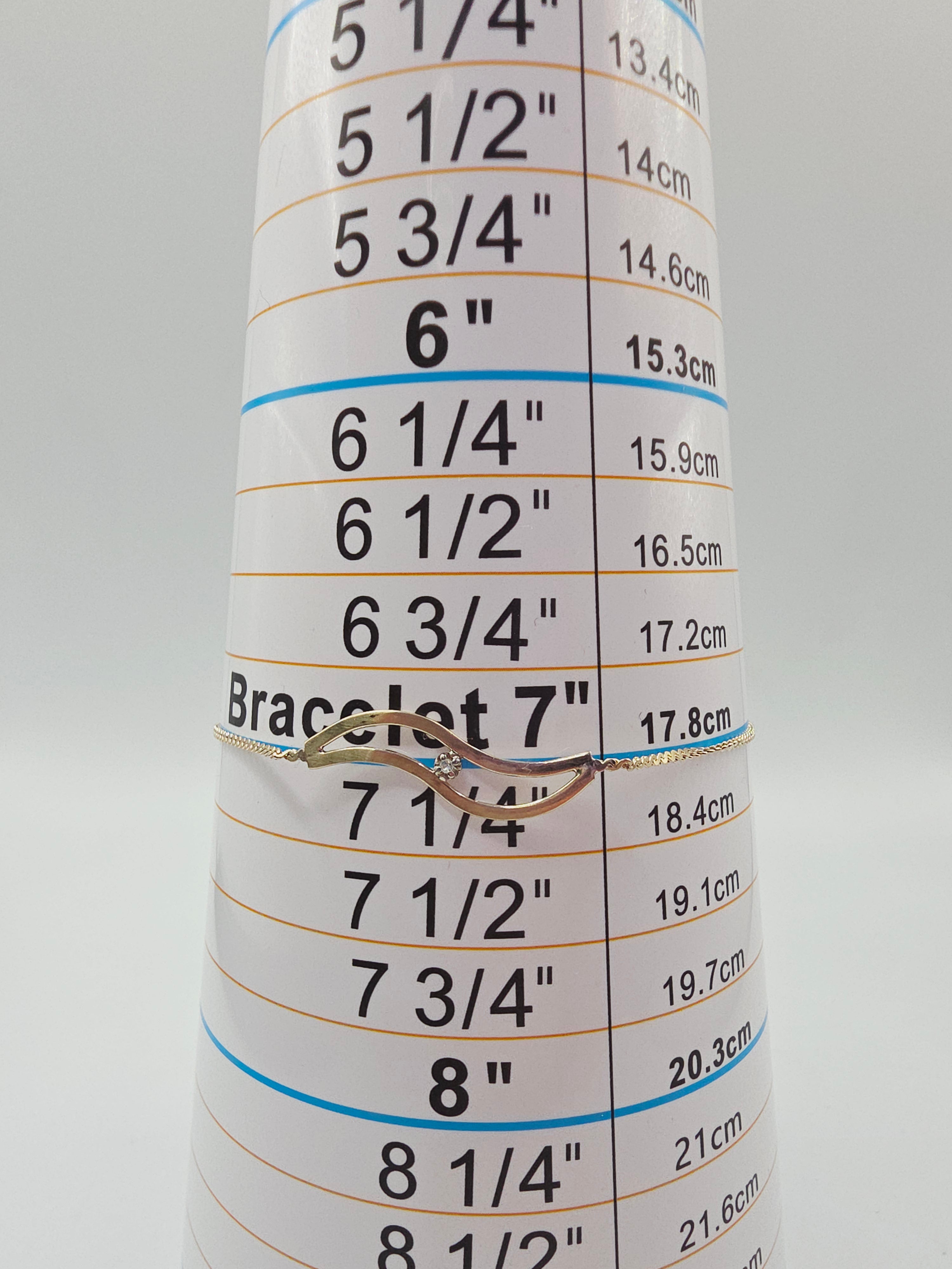 Solid 14K Gold S-Link Serpentine Chain Bracelet wtih Diamond Accent - 7 Inches