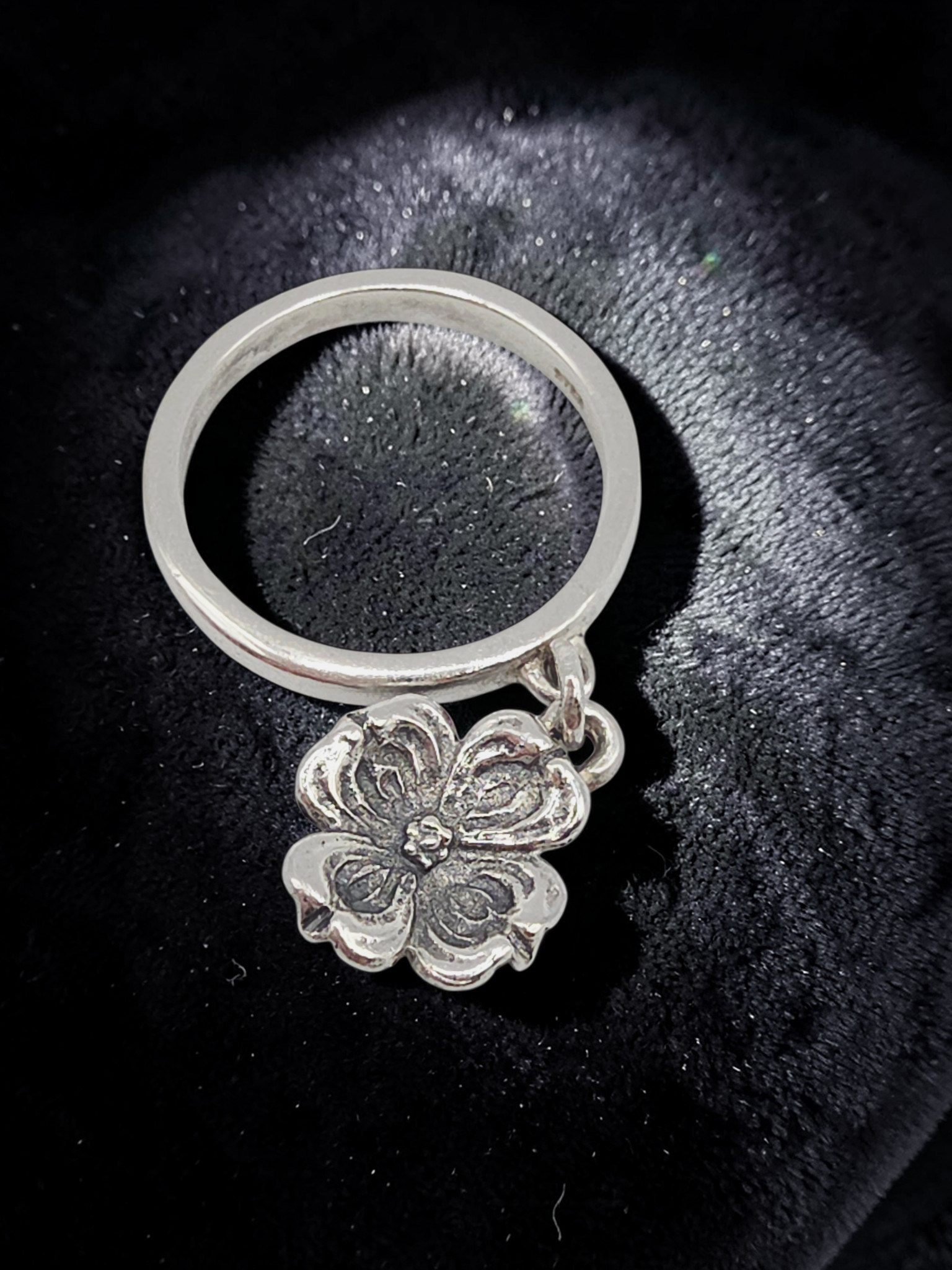 RETIRED James Avery Dogwood Flower Charm Ring - Size 5