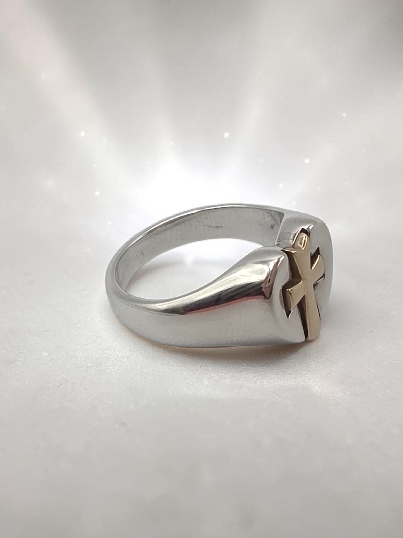 RETIRED James Avery Sterling Silver Heart Ring with 14K Gold Cross Size 6