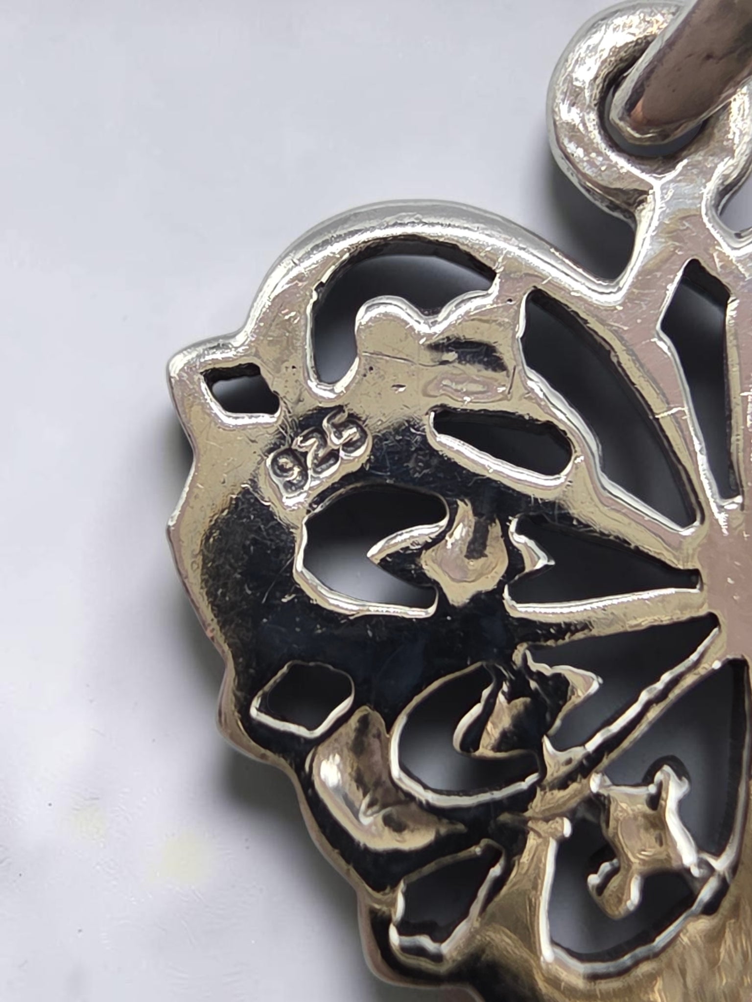 925 Sterling Silver Openwork Filigree Heart Necklace Pendant