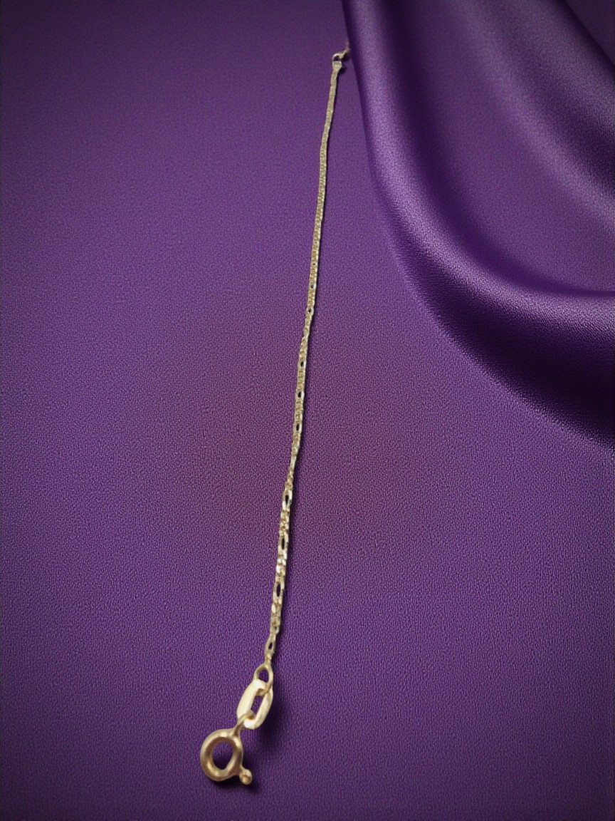 Solid 18K Yellow Gold Figaro Link Bracelet 7.25 Inches