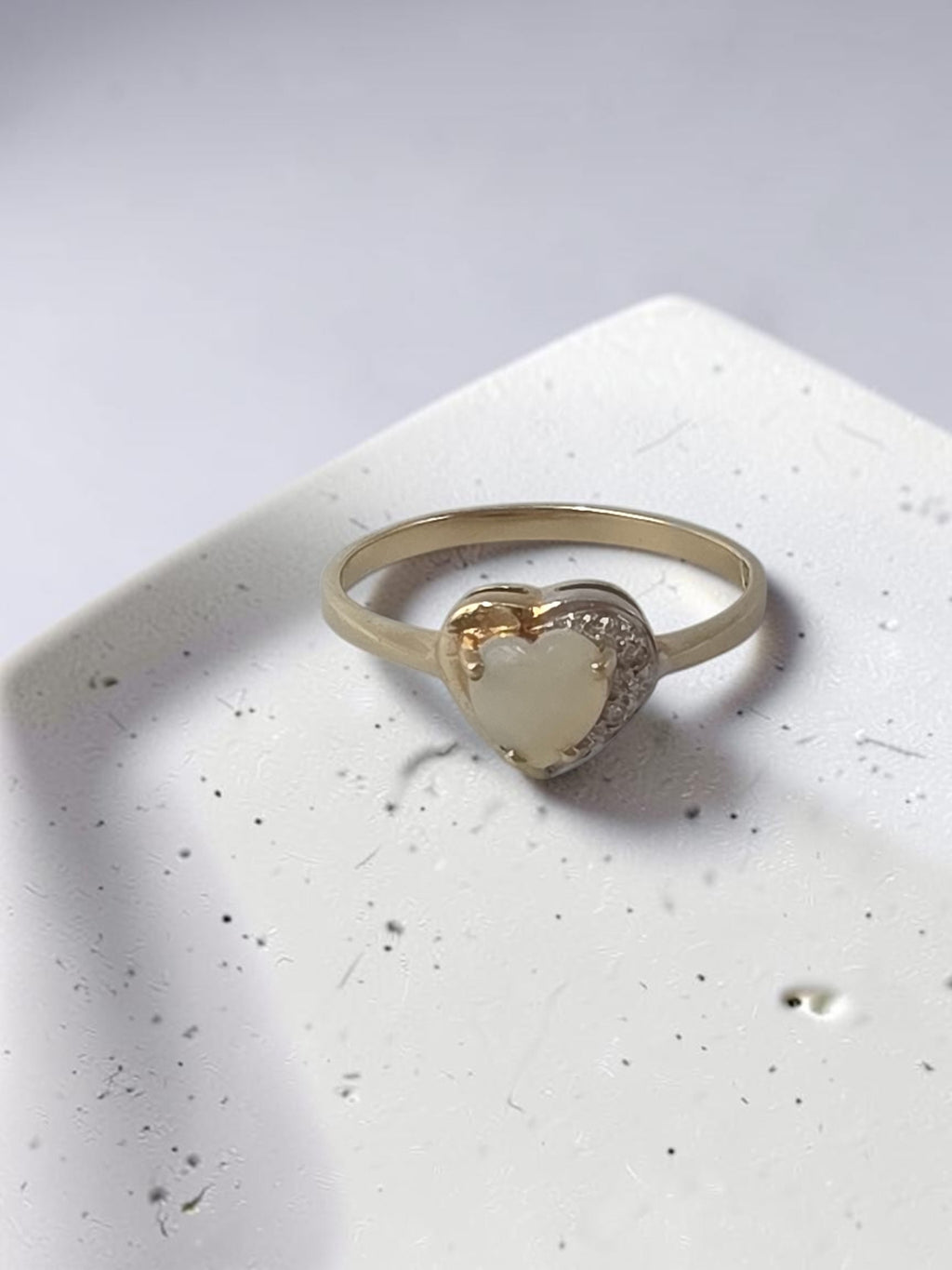 Solid 10K Yellow Gold Heart Cut Opal Ring with Natural Diamond Accents Size 6.25
