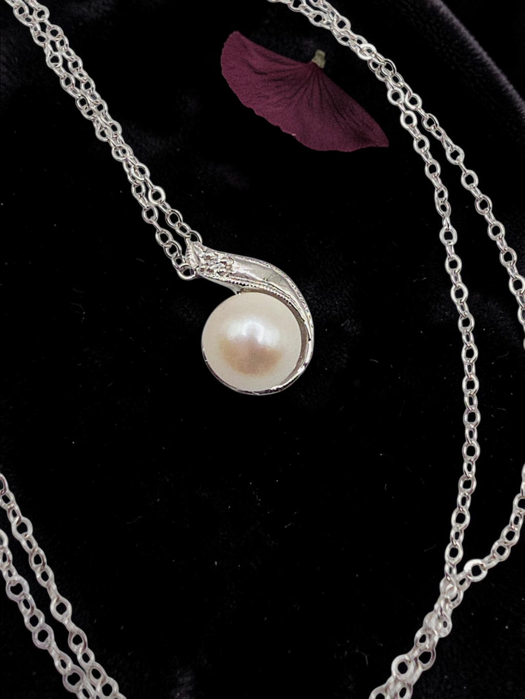 Solid 14K White Gold Necklace with Pearl and Diamond Pendant - 14.5 Inch