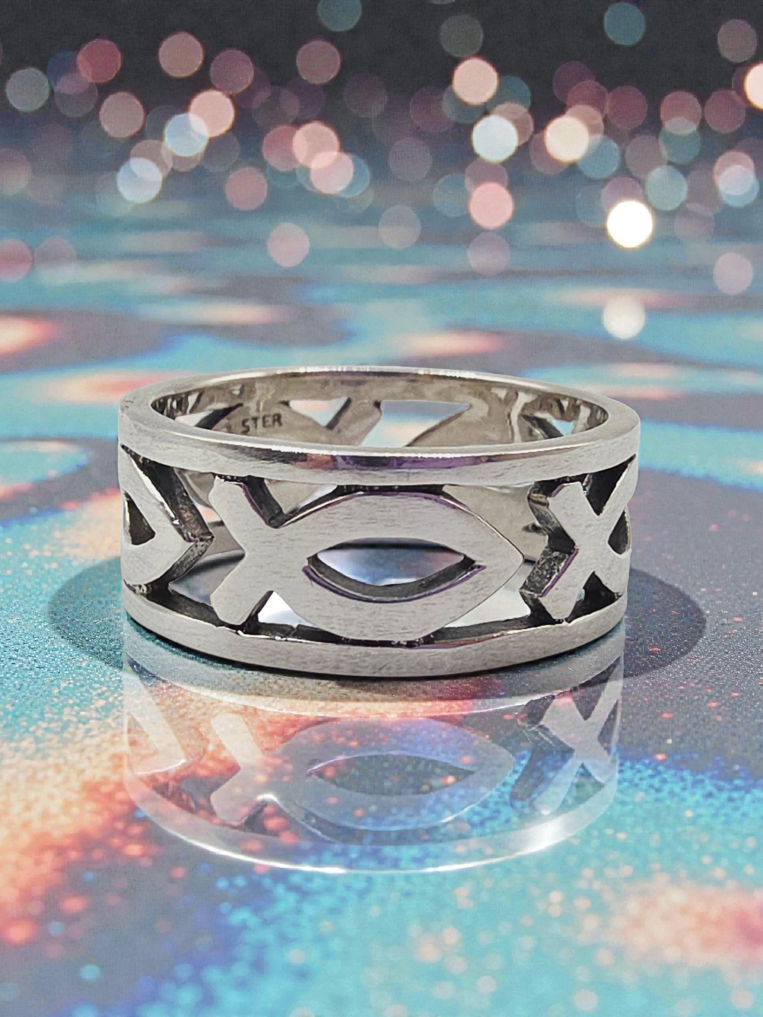 RETIRED James Avery Sterling Silver Ichthus Eternity Ring - Size 7