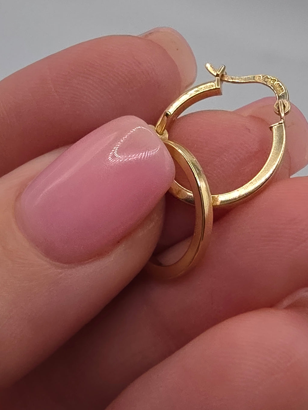 Michael Anthony Solid 10K Yellow Gold Square Tube Hoop Earrings 0.5 Inch