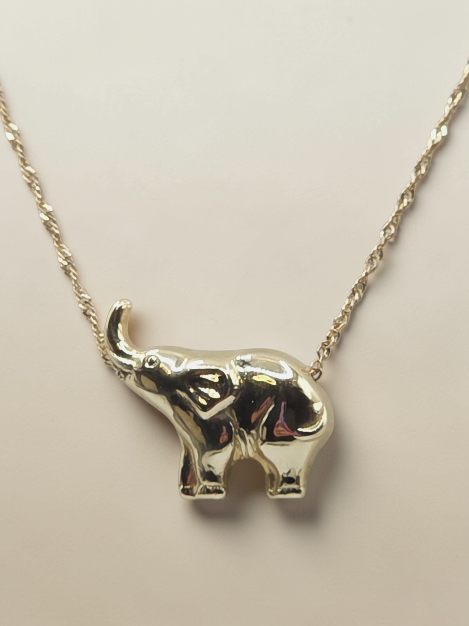 Solid 18K Yellow Gold 3D Elephant Pendant Necklace - 18 Inch - ITALY