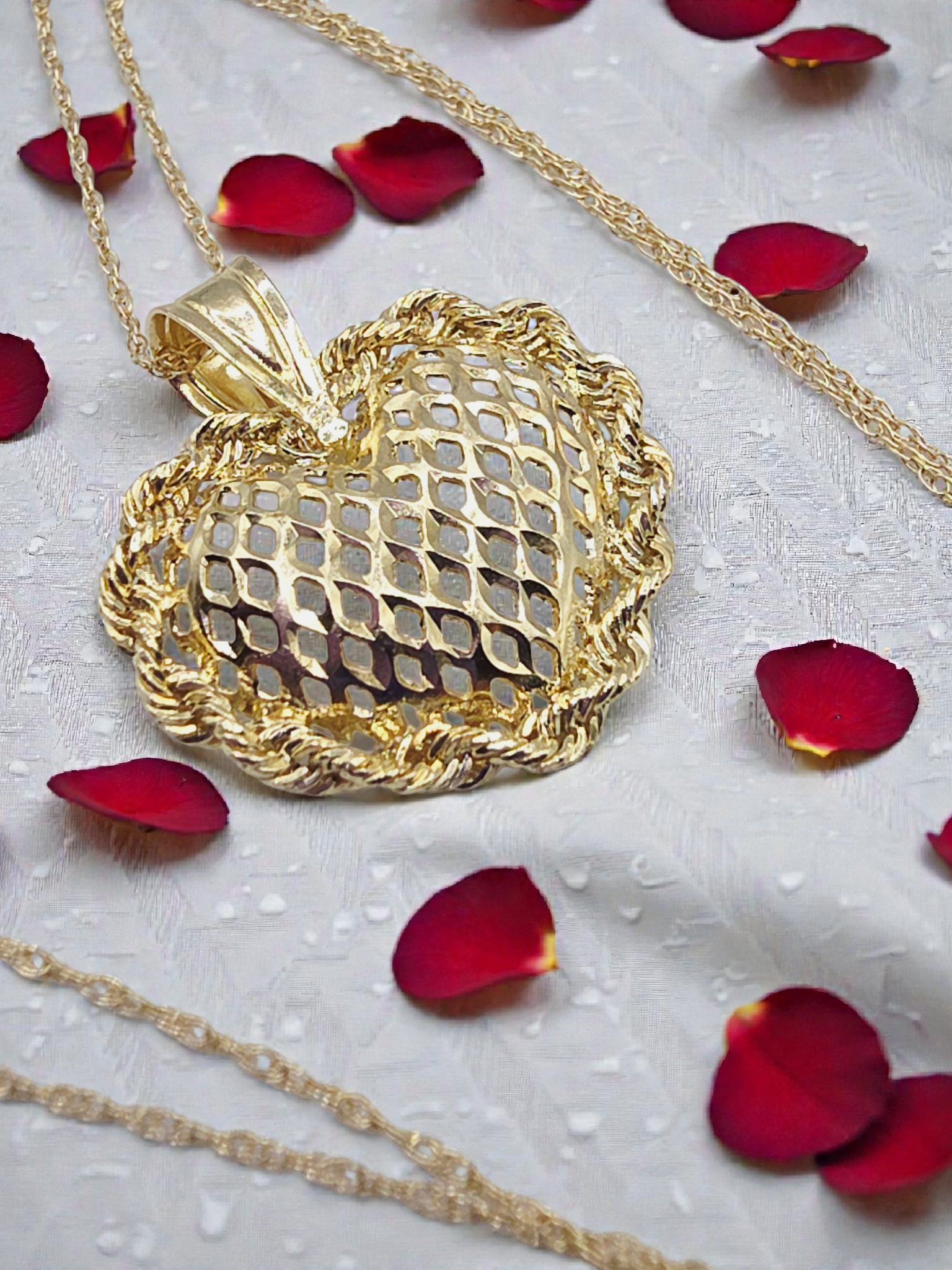 Michael Anthony Solid 14K Gold Filigree Heart Pendant Necklace - 18 Inches