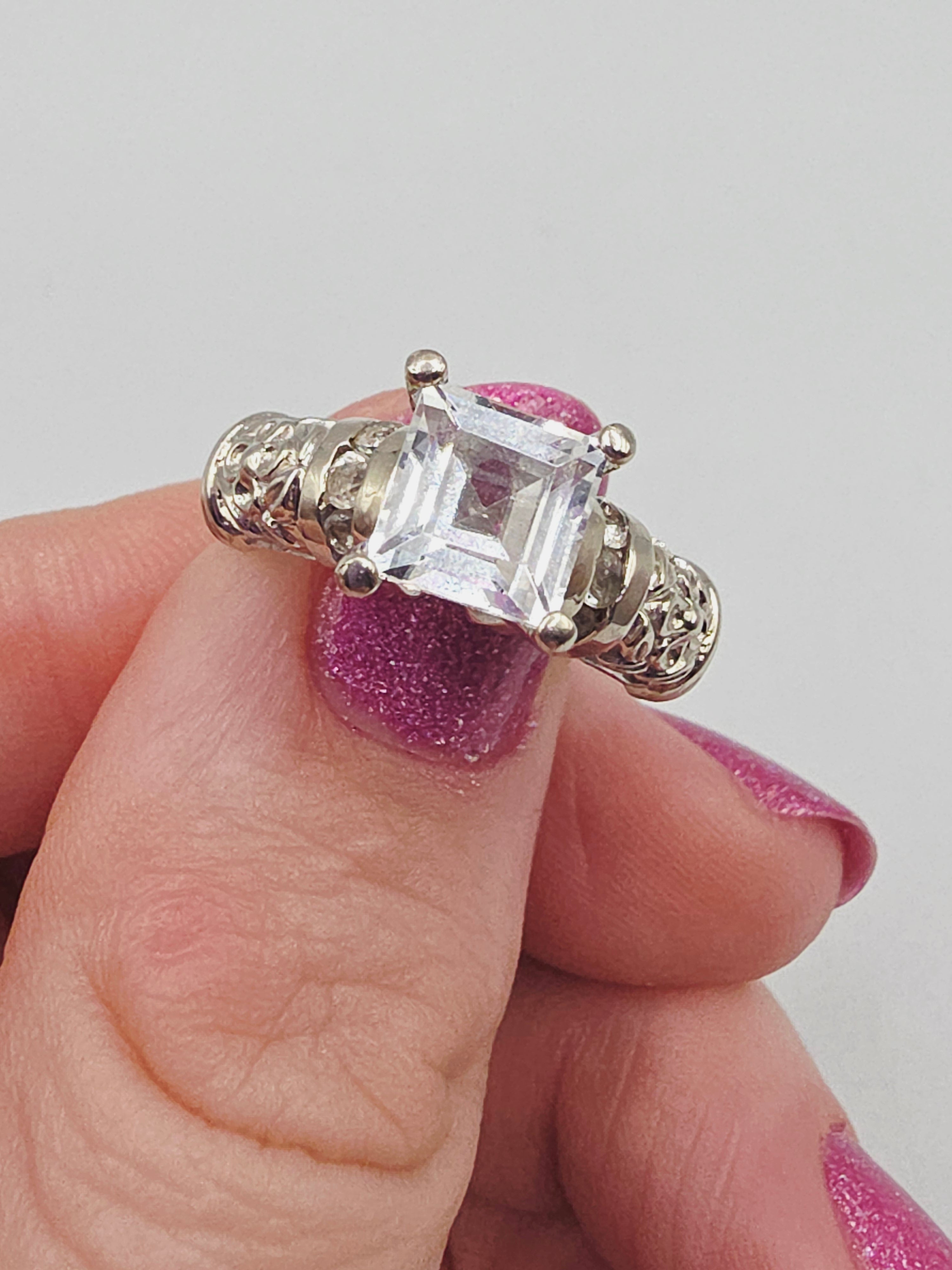 Vintage Solid 10K White Gold Antique Ring with Princess Cut Topaz - Size 7