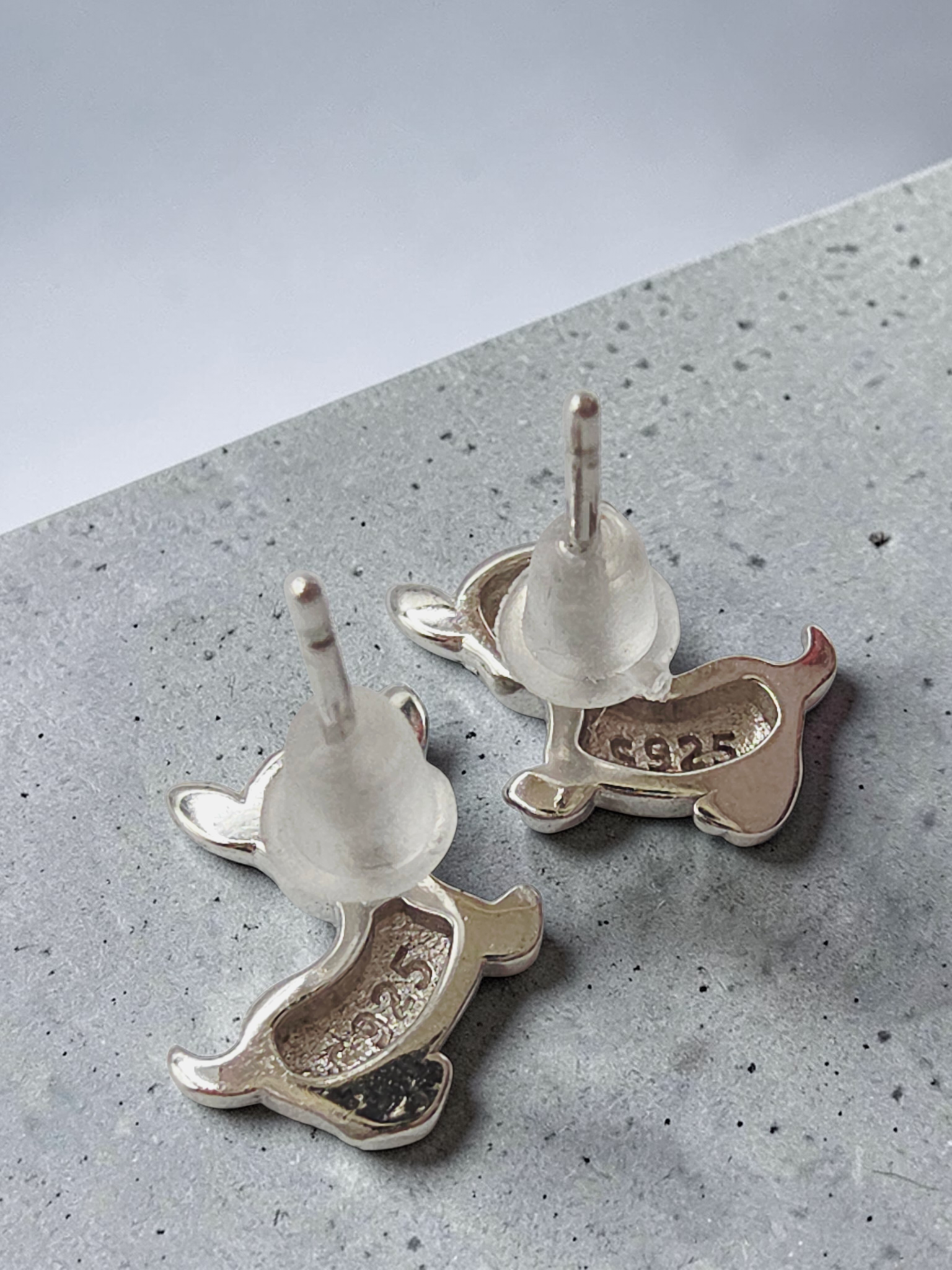 925 Sterling Silver Puppy Dog Stud Earrings - Silicone Backs