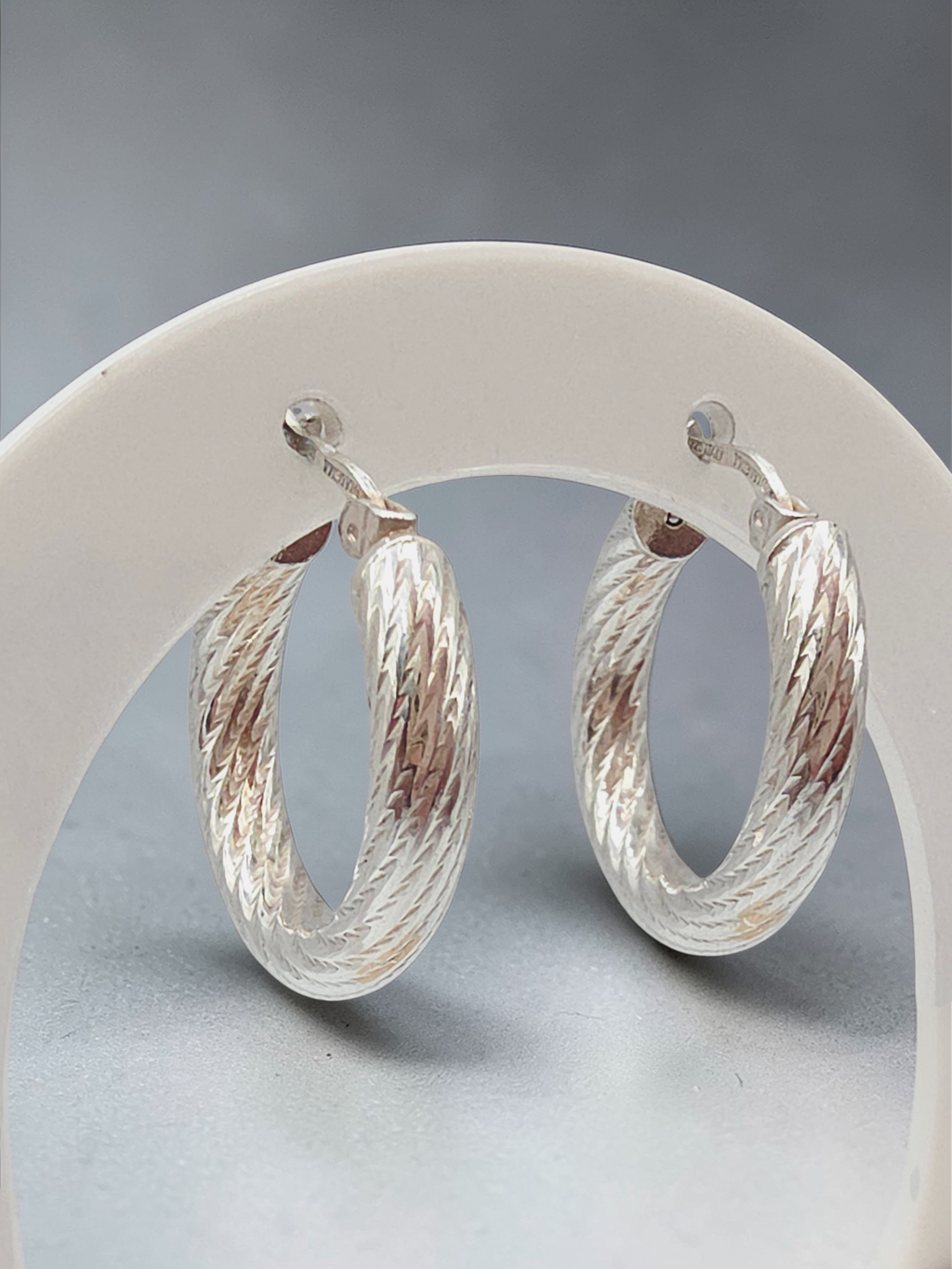 DYADEMA 925 Sterling Silver Diamond-Cut Hoop Earrings Italy Hinged