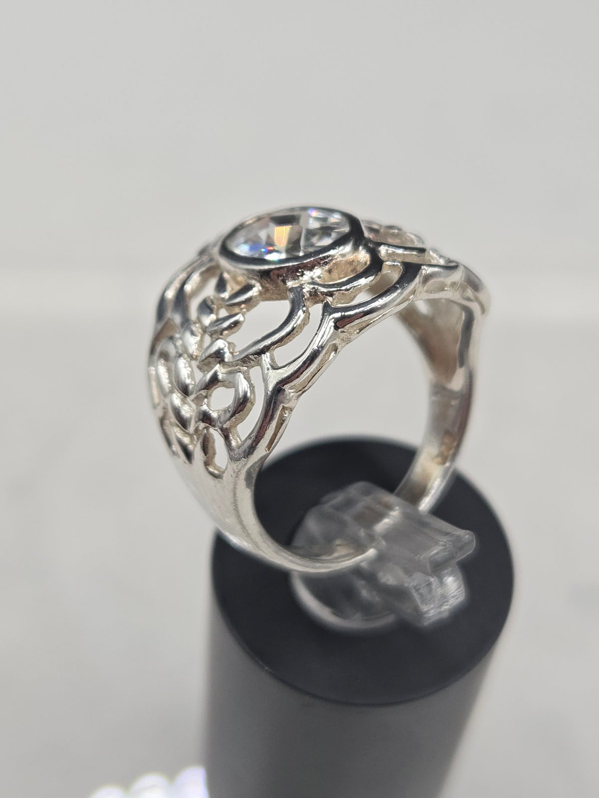 925 Sterling Silver CZ Cubic Zirconia Filigree Dome Ring - Size 7