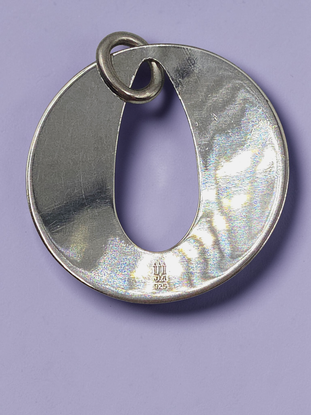 RETIRED James Avery Hammered Open Circle 925 Sterling Silver Necklace Pendant