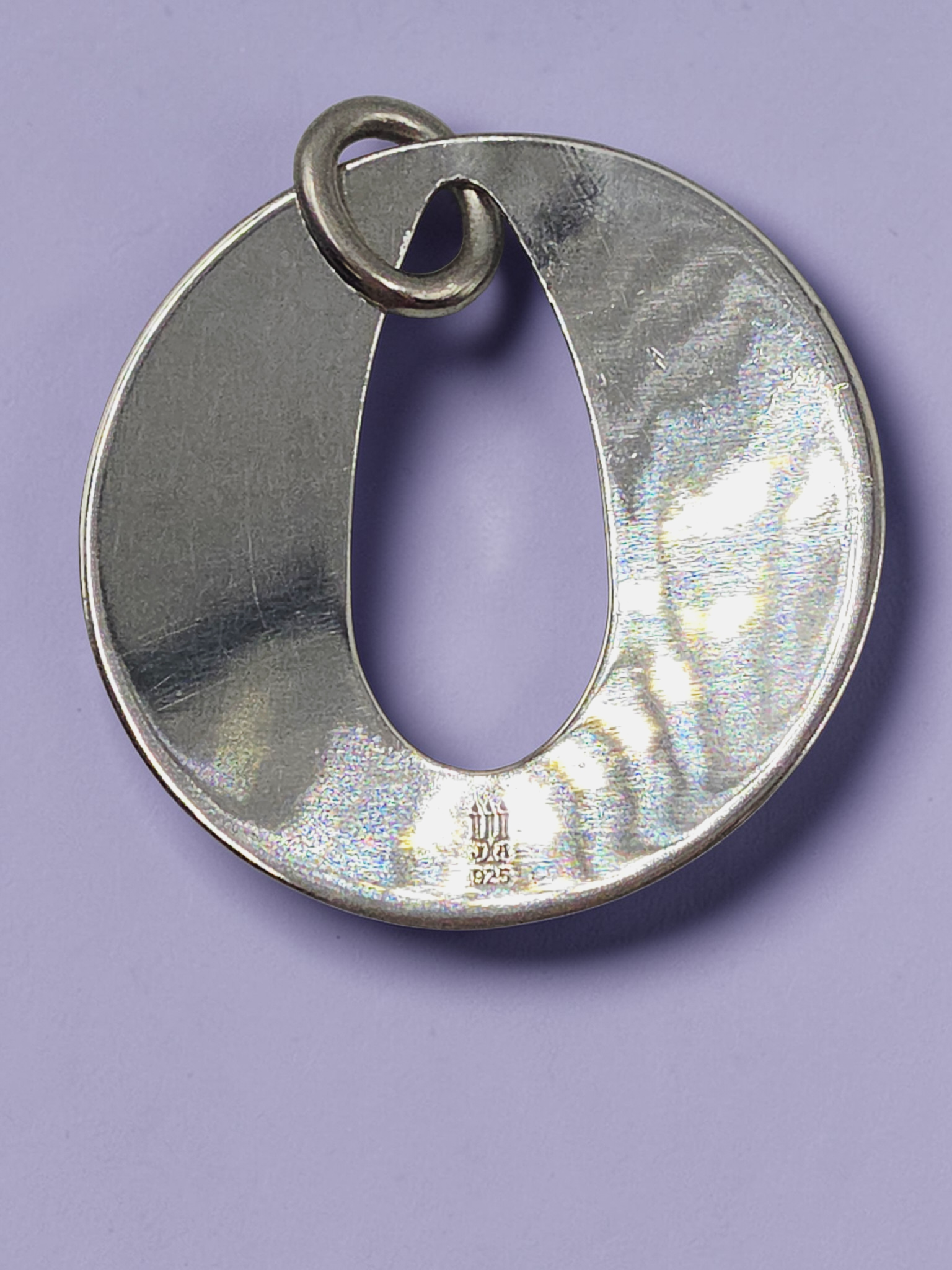 RETIRED James Avery Hammered Open Circle 925 Sterling Silver Necklace Pendant