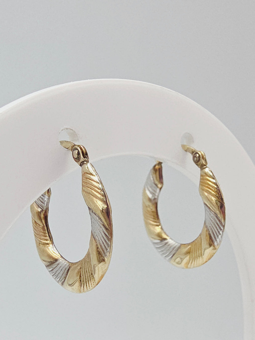 Solid 10K Two-Tone Gold Ribbed Textured Hoop Earrings