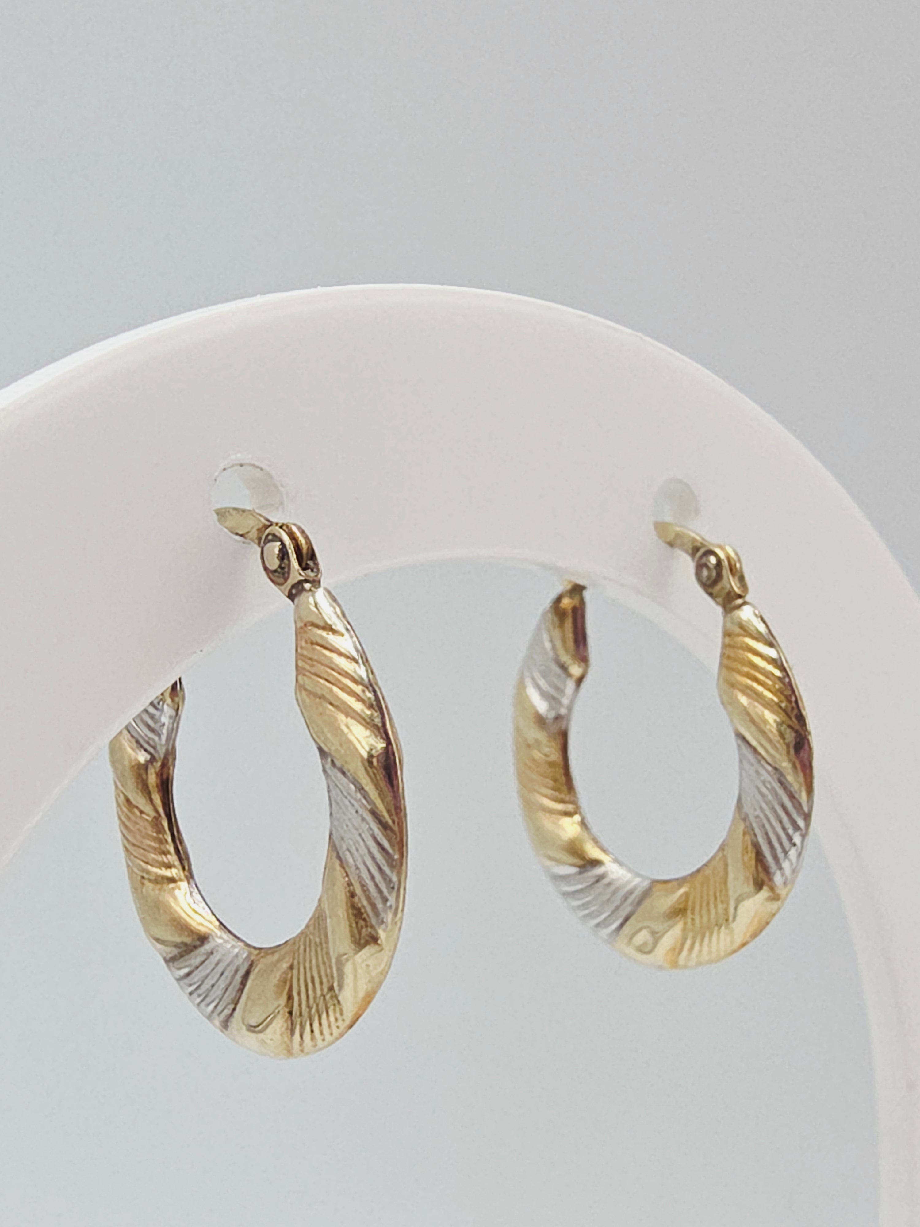 Solid 10K Two-Tone Gold Ribbed Textured Hoop Earrings