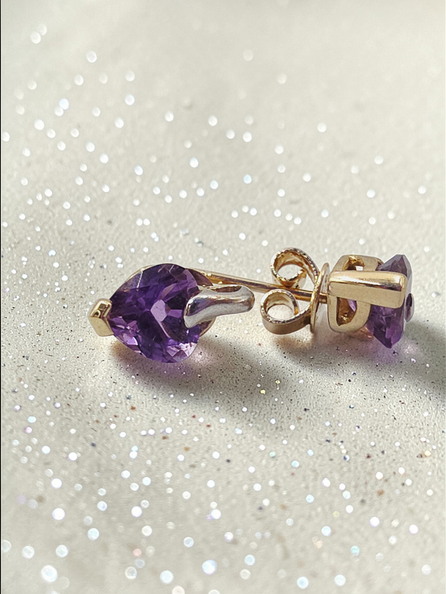 Solid 10 Two-Tone Gold Stud Earrings with Heart-Cut Amethyst