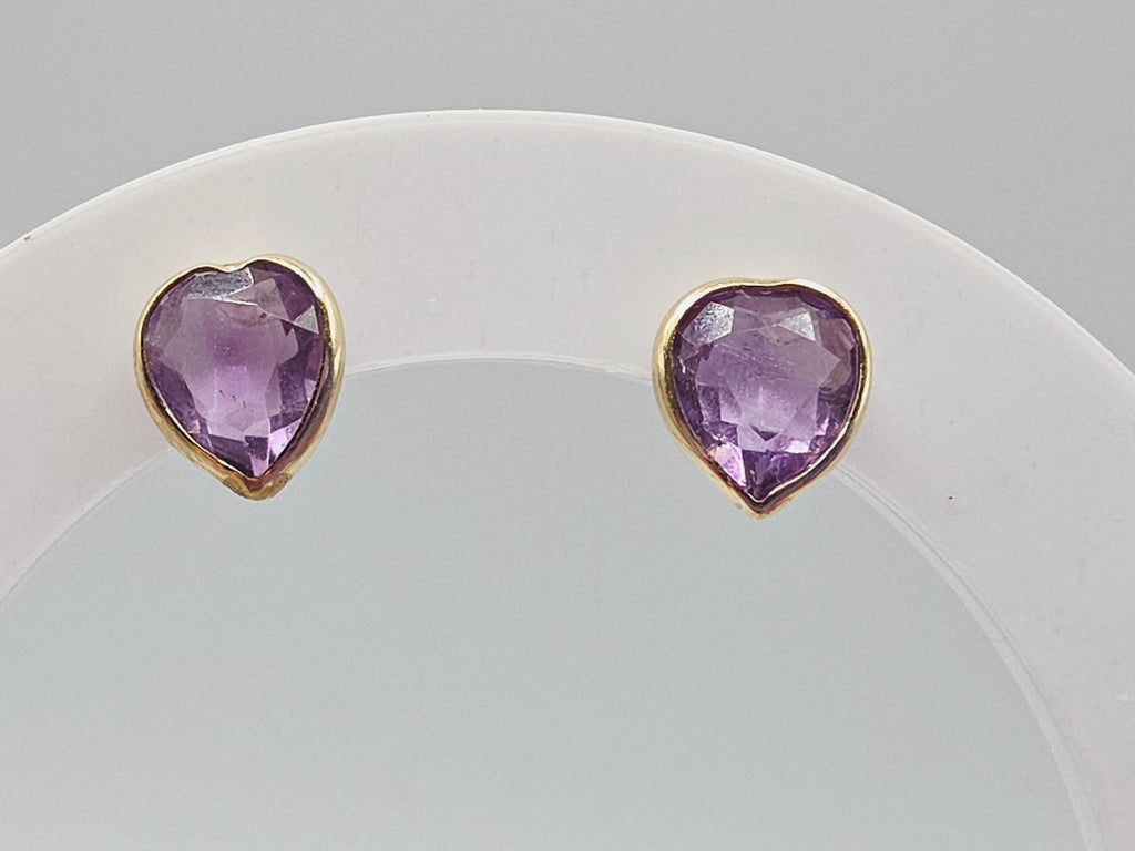 Solid 14K Yellow Gold Stud Earrings with Heart-Cut Amethyst