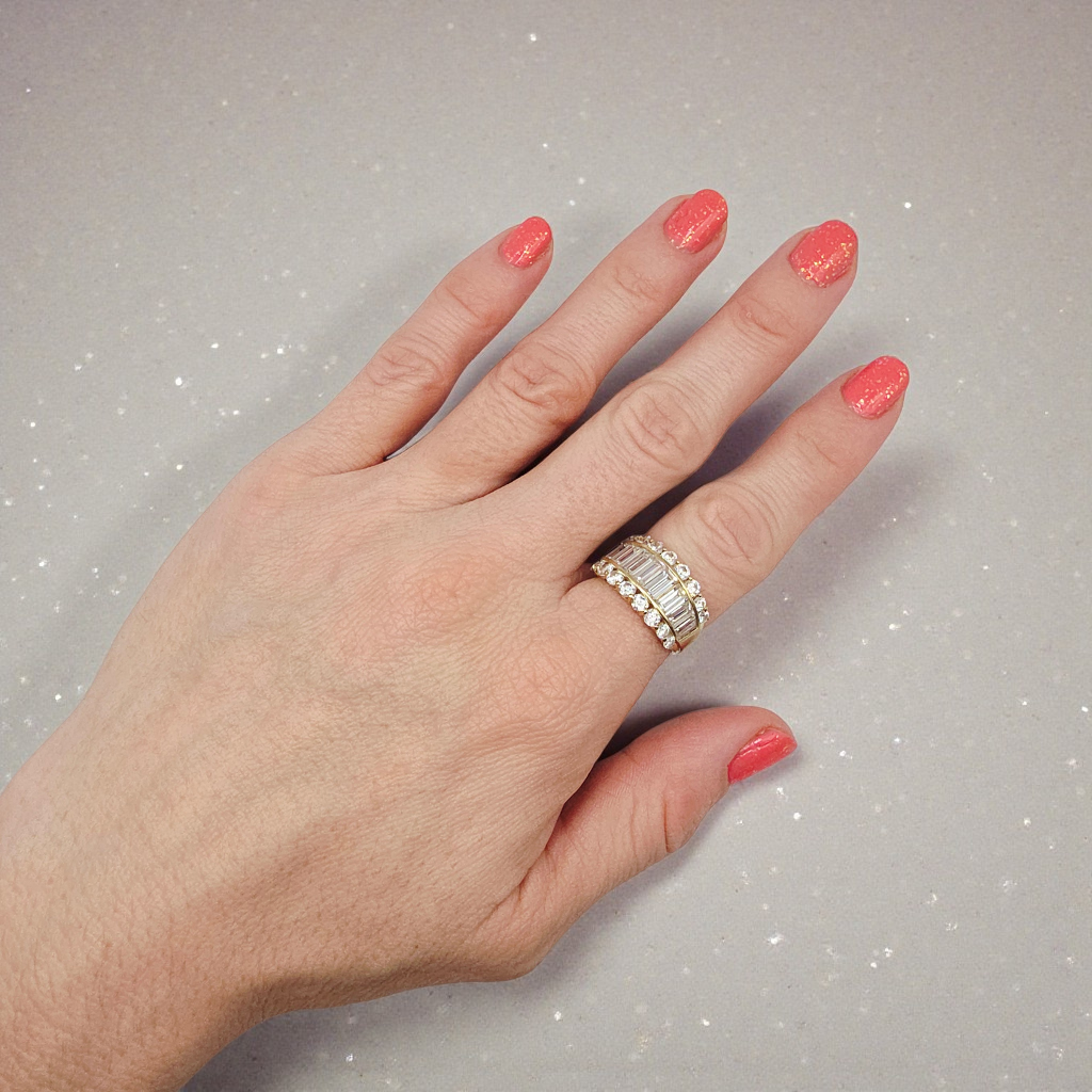 Solid 14K Yellow Gold Ring with Round & Baguette Cut Clear Gemstones – Size 8