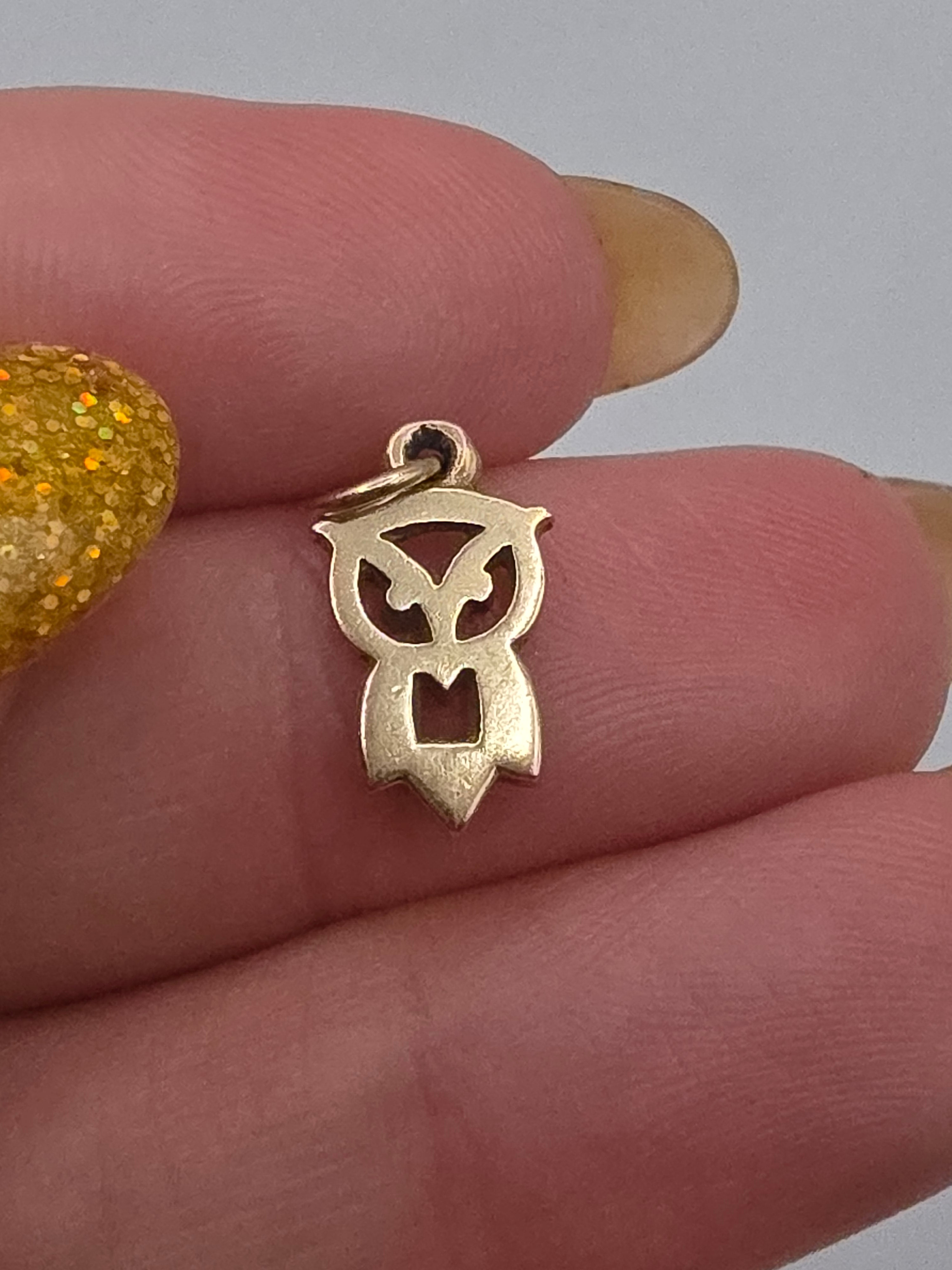 Retired James Avery Solid 14K Gold Owl Cutout Charm Pendant with Box and Pouch