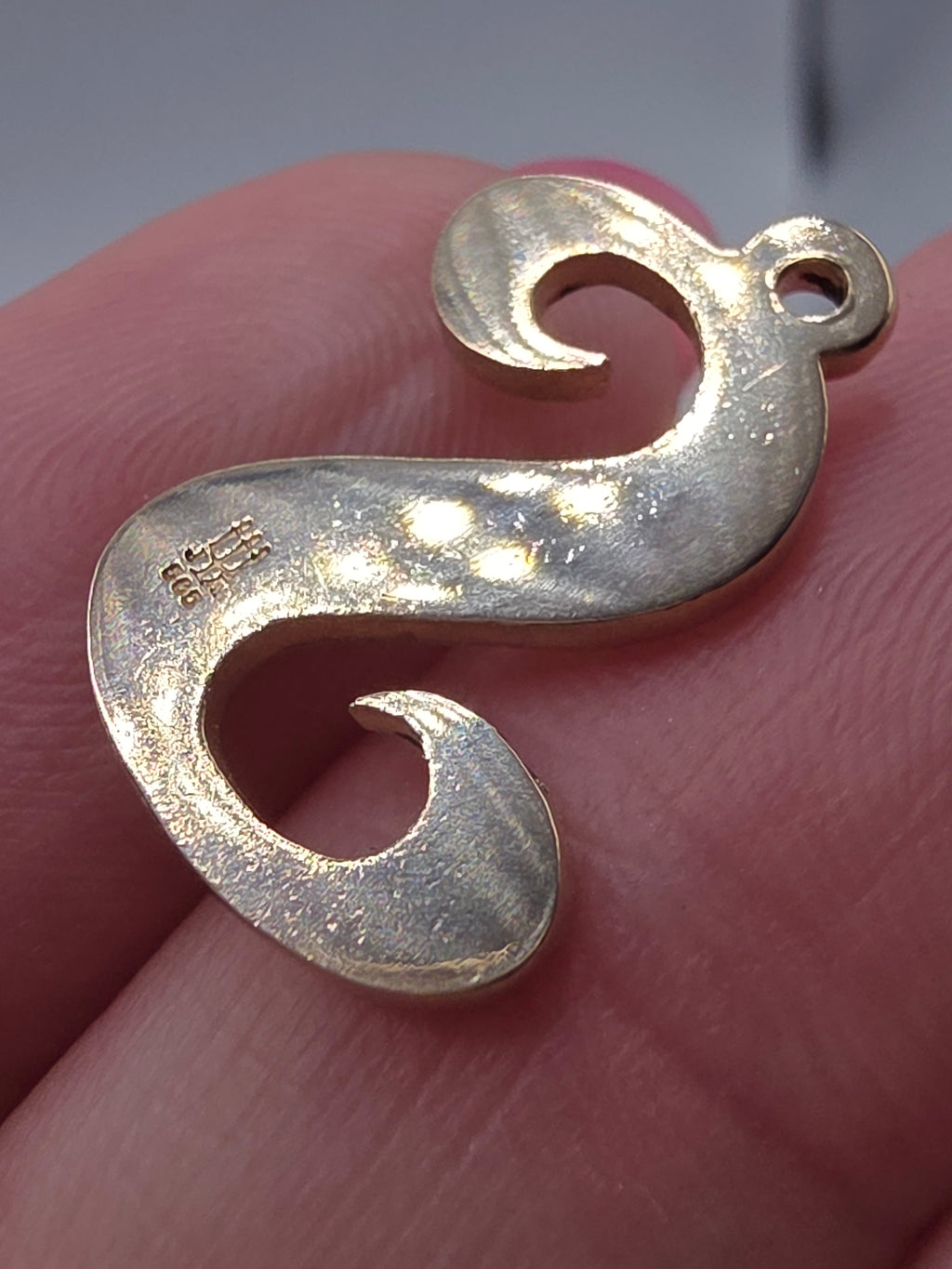 Retired James Avery Solid 14K Yellow Gold LARGE Letter "S" Initial Charm Pendant