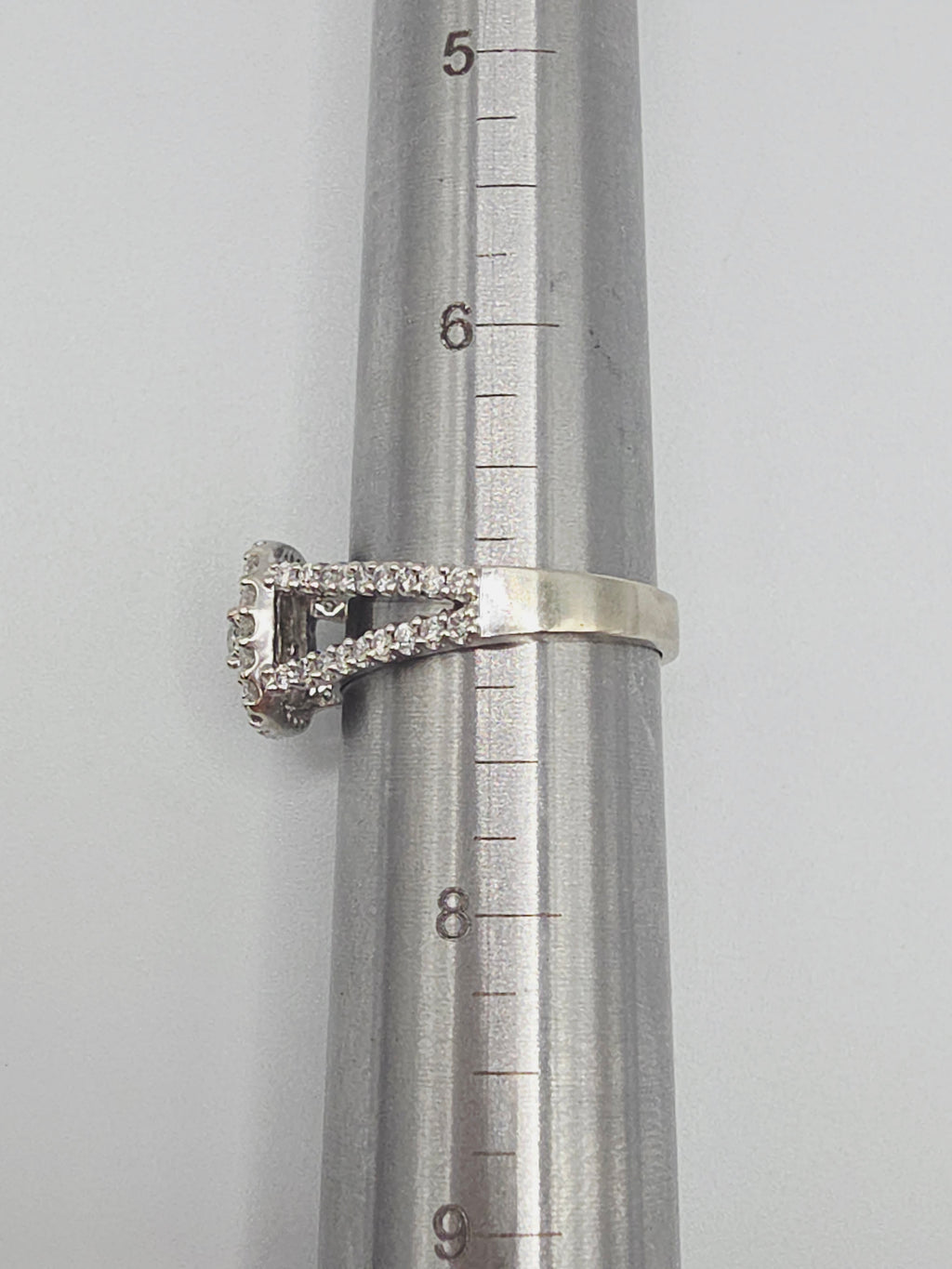 Pompeii3 Solid 10K White Gold Diamond Engagement Ring - Size 7