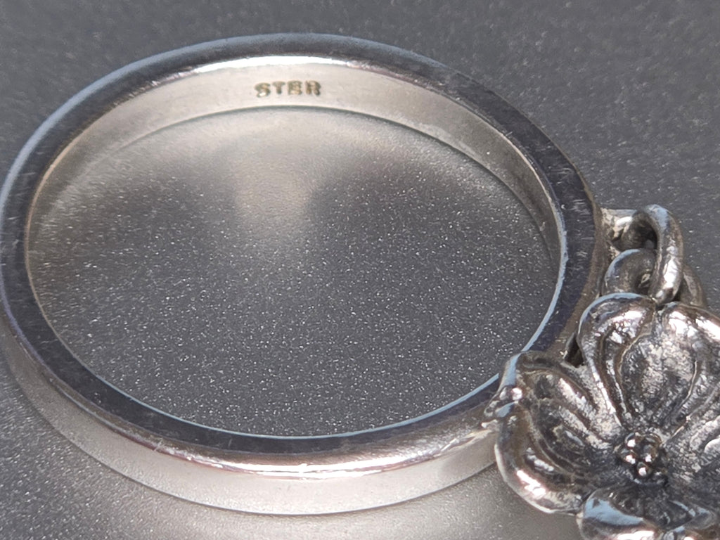 RETIRED James Avery Dogwood Flower Charm Ring - Size 5