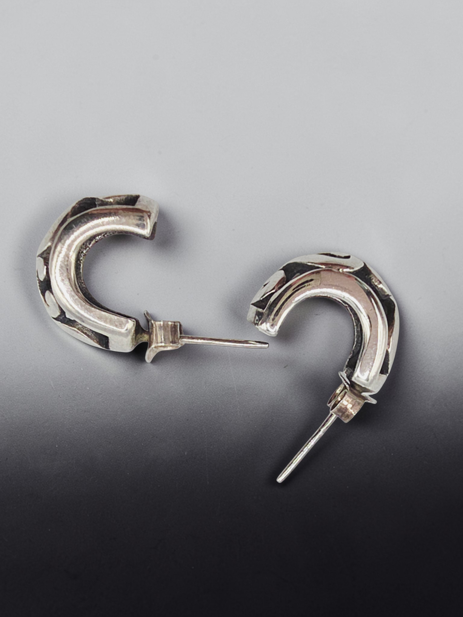925 Sterling Silver Scroll J Hoop Earrings with Butterfly Backs