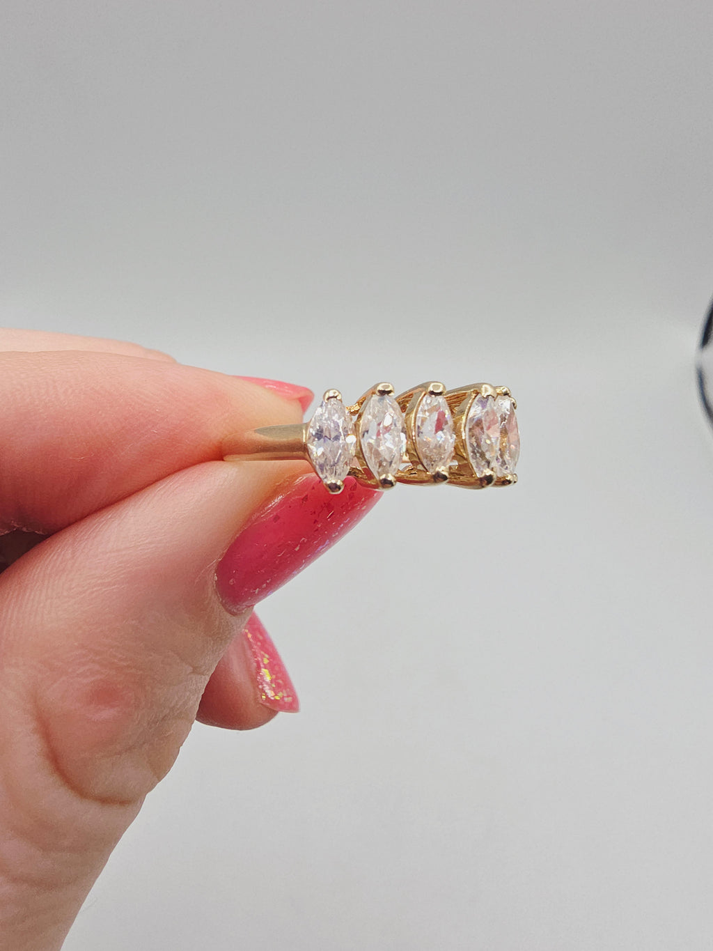 Fessenden & Co. Solid 10K Yellow Gold Marquise-Cut CZ Ring – Size 6.75