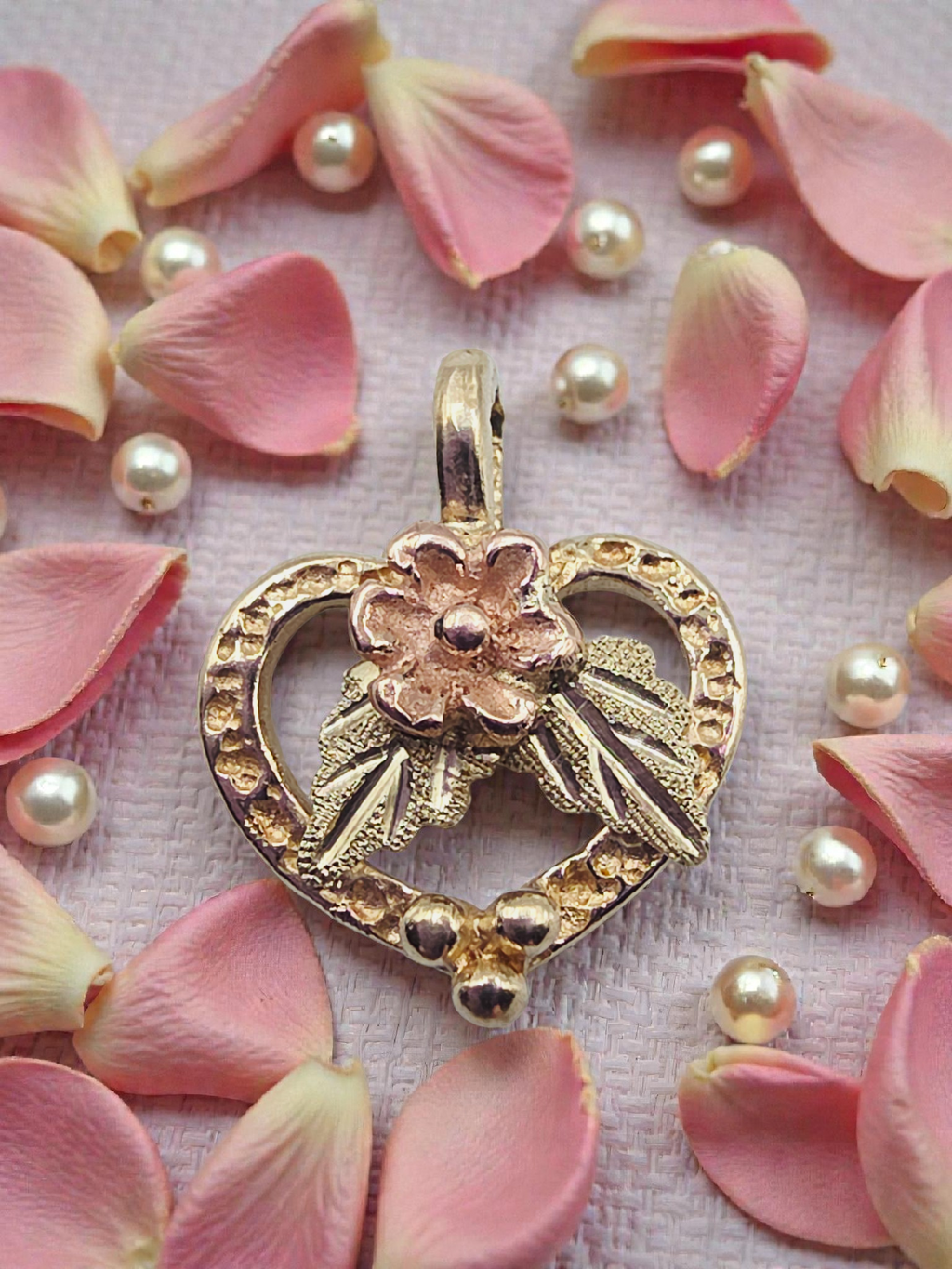 Black Hills Gold Solid 10K Tri-Color Floral Rose Flower Necklace Pendant