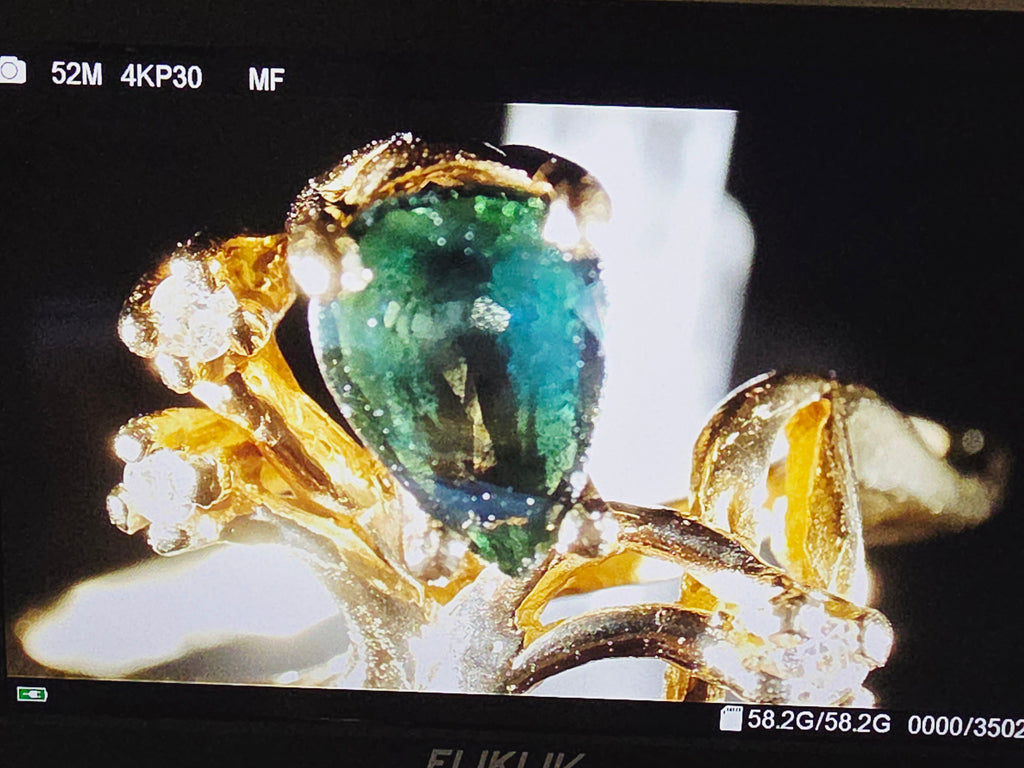 Solid 10K Gold Ring with Pear-Cut Blue Sapphire & Diamond Accents – Size 5.75