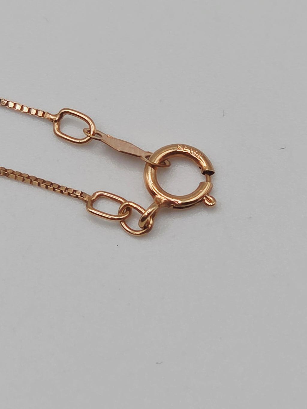 Solid 10K Yellow Gold Necklace with Morganite Pendant - 18 Inches