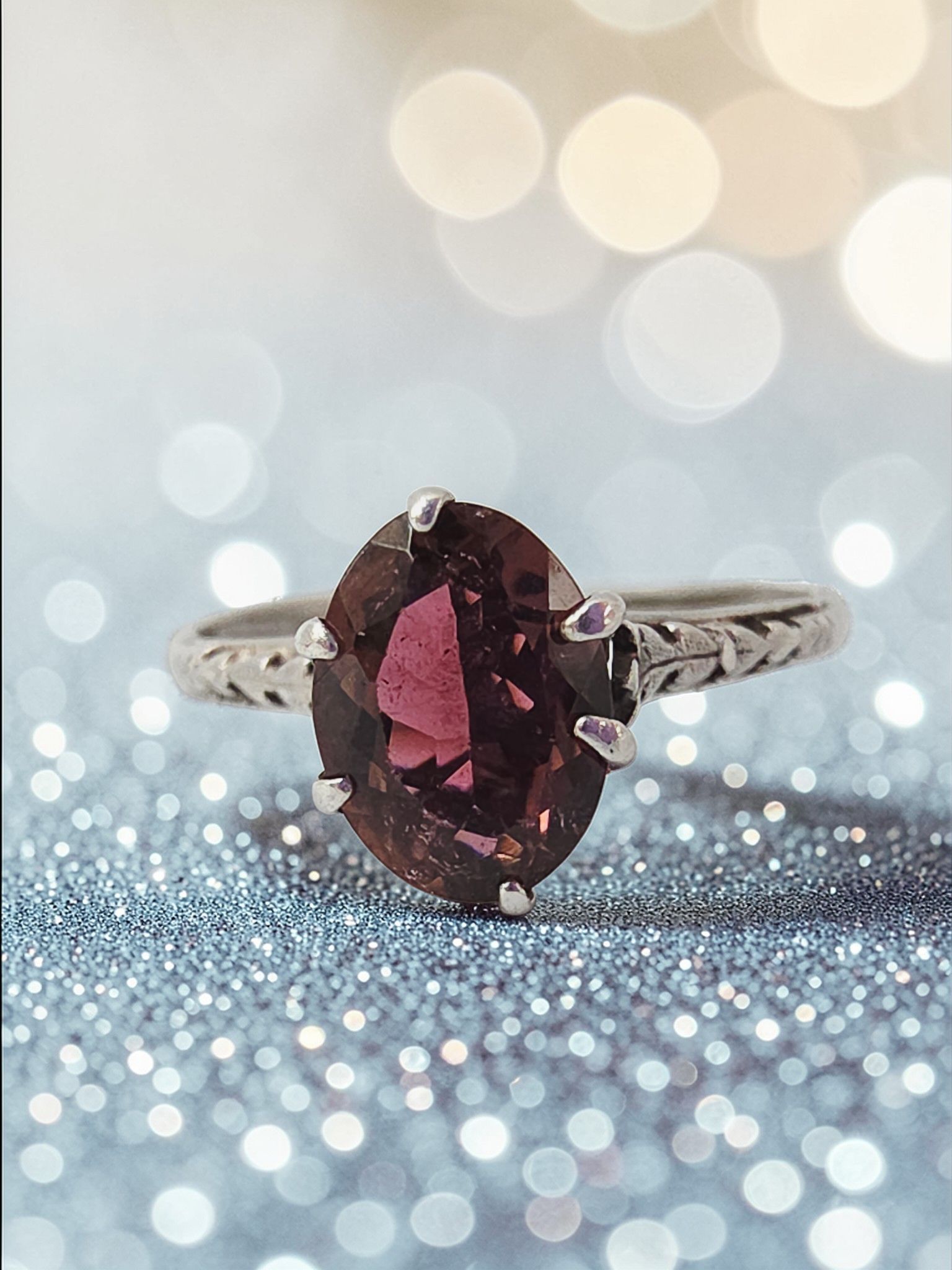 Solid 10K White Gold Raspberry Garnet Rhodolite Solitare Ring - Size 6.25