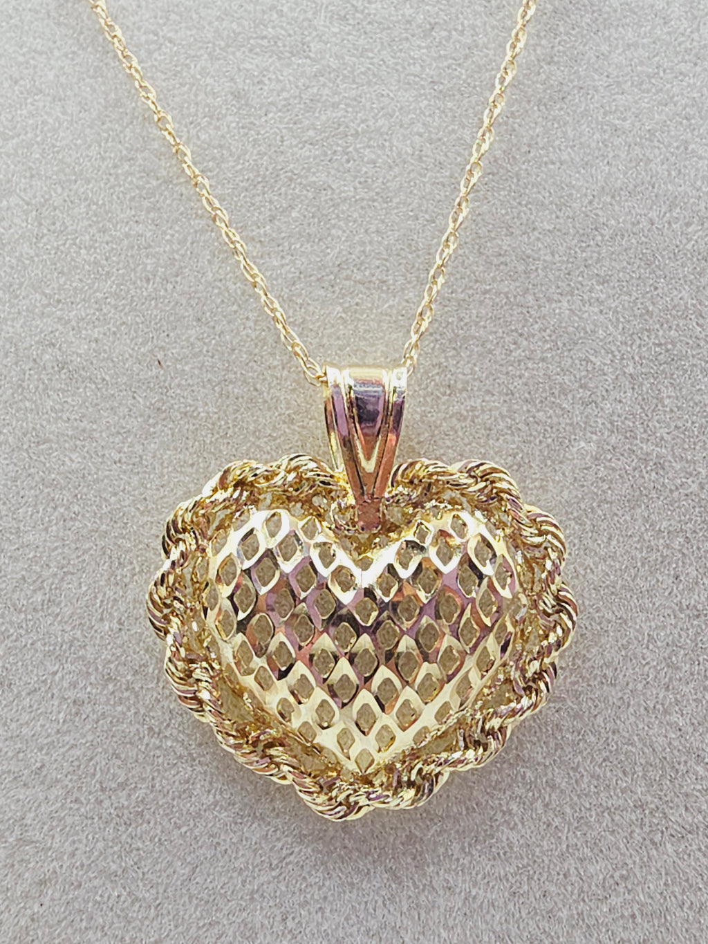 Michael Anthony Solid 14K Gold Filigree Heart Pendant Necklace - 18 Inches