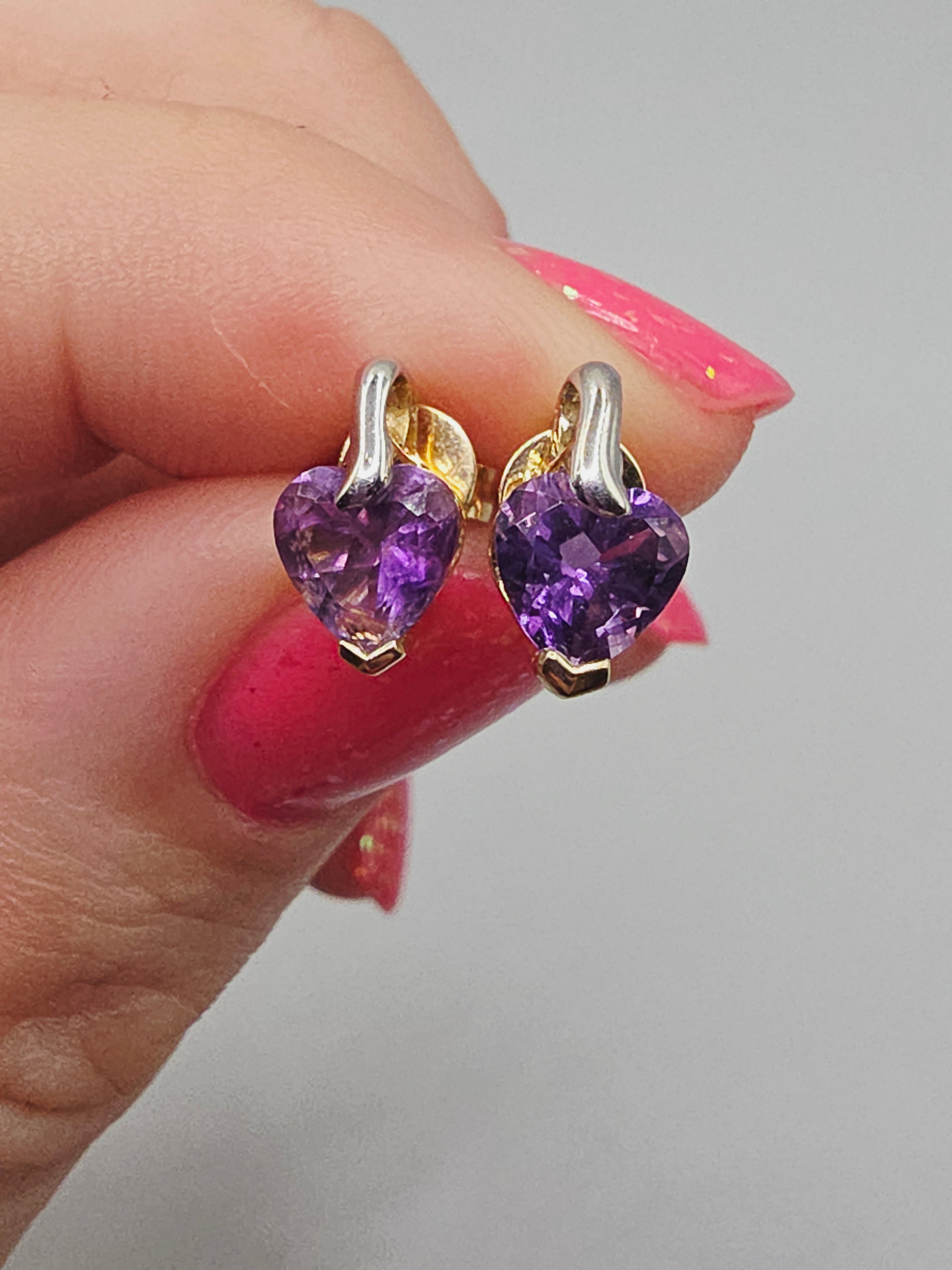 Solid 10 Two-Tone Gold Stud Earrings with Heart-Cut Amethyst