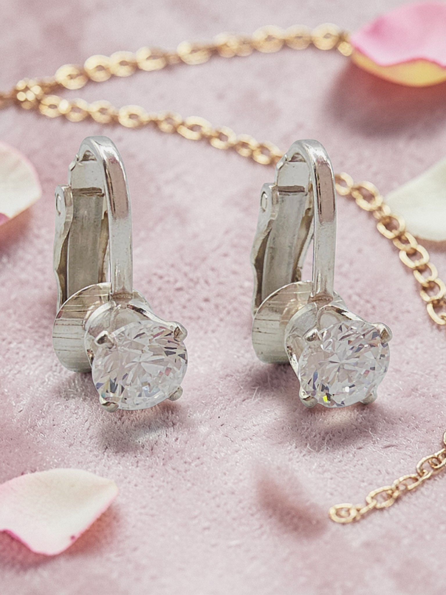 925 Sterling Silver Leverback Earrings with Round Cubic Zirconia