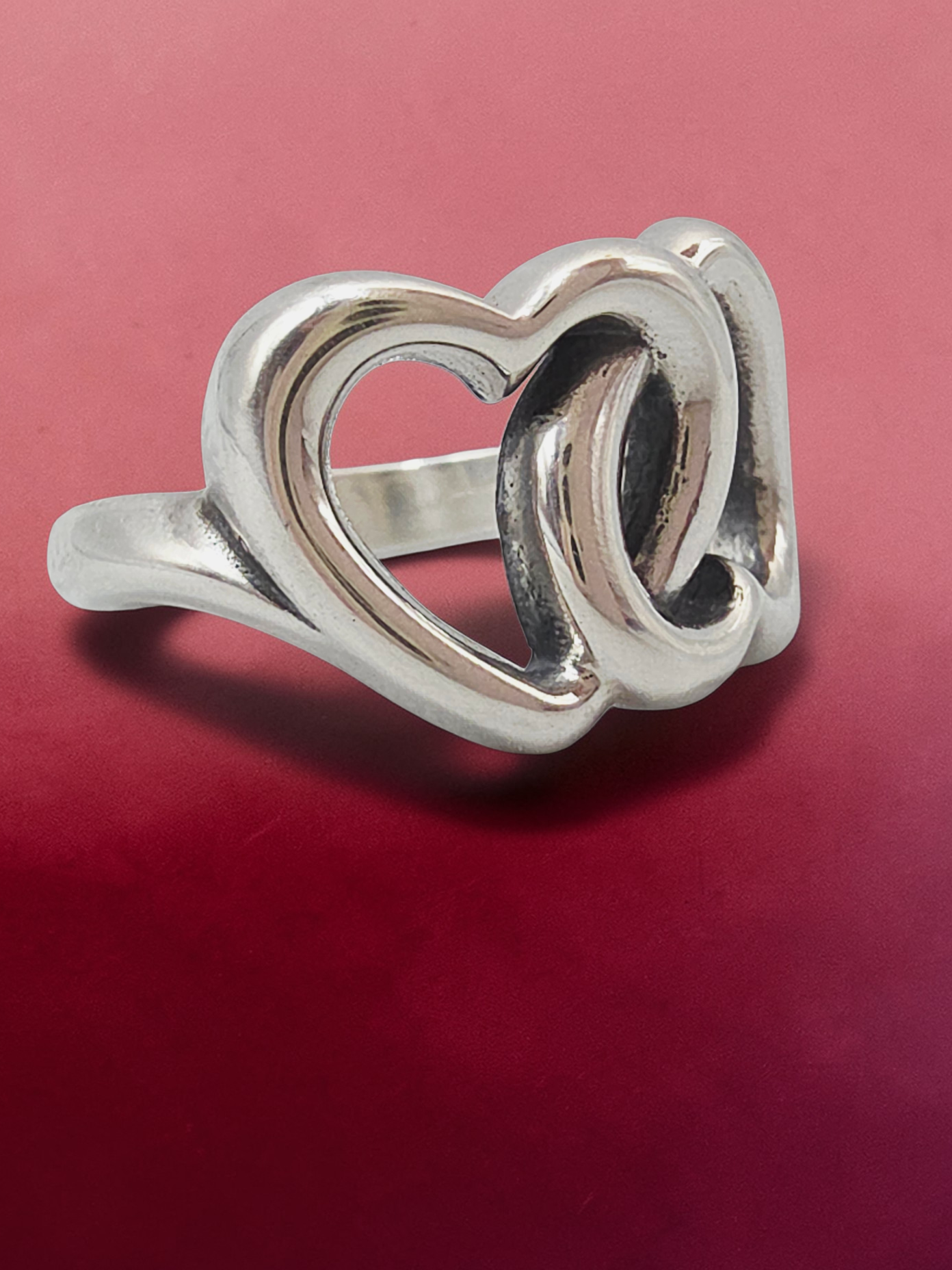 RETIRED James Avery Two Intertwined Hearts Linked Together Ring - Size 4.75