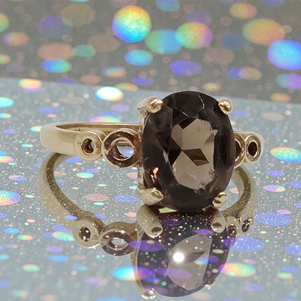 Solid 14K Yellow Gold Ring with Oval Smoky Quartz – Size 6.5