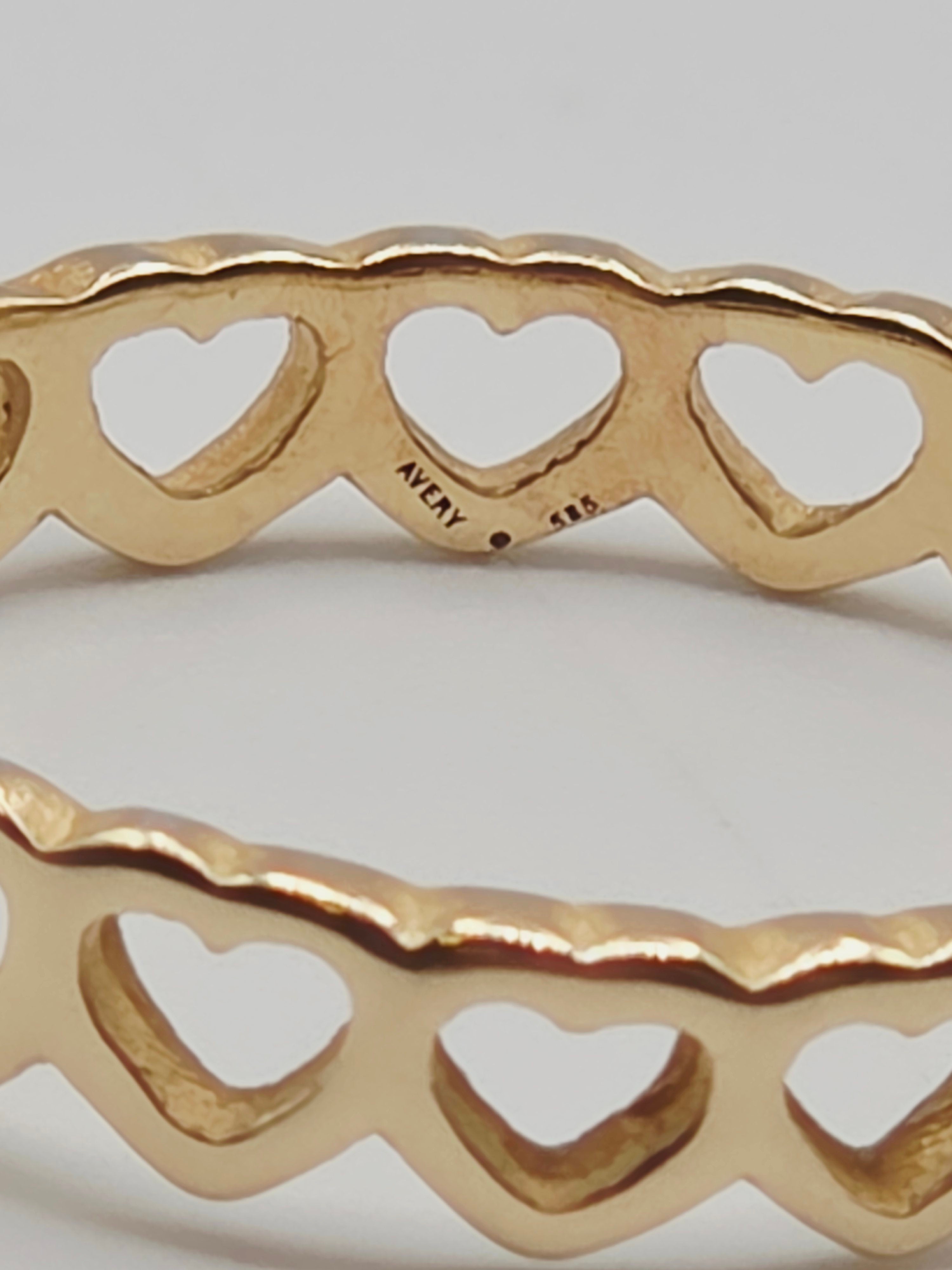 James Avery Solid 14K Yellow Gold Heart Band Ring Size 10