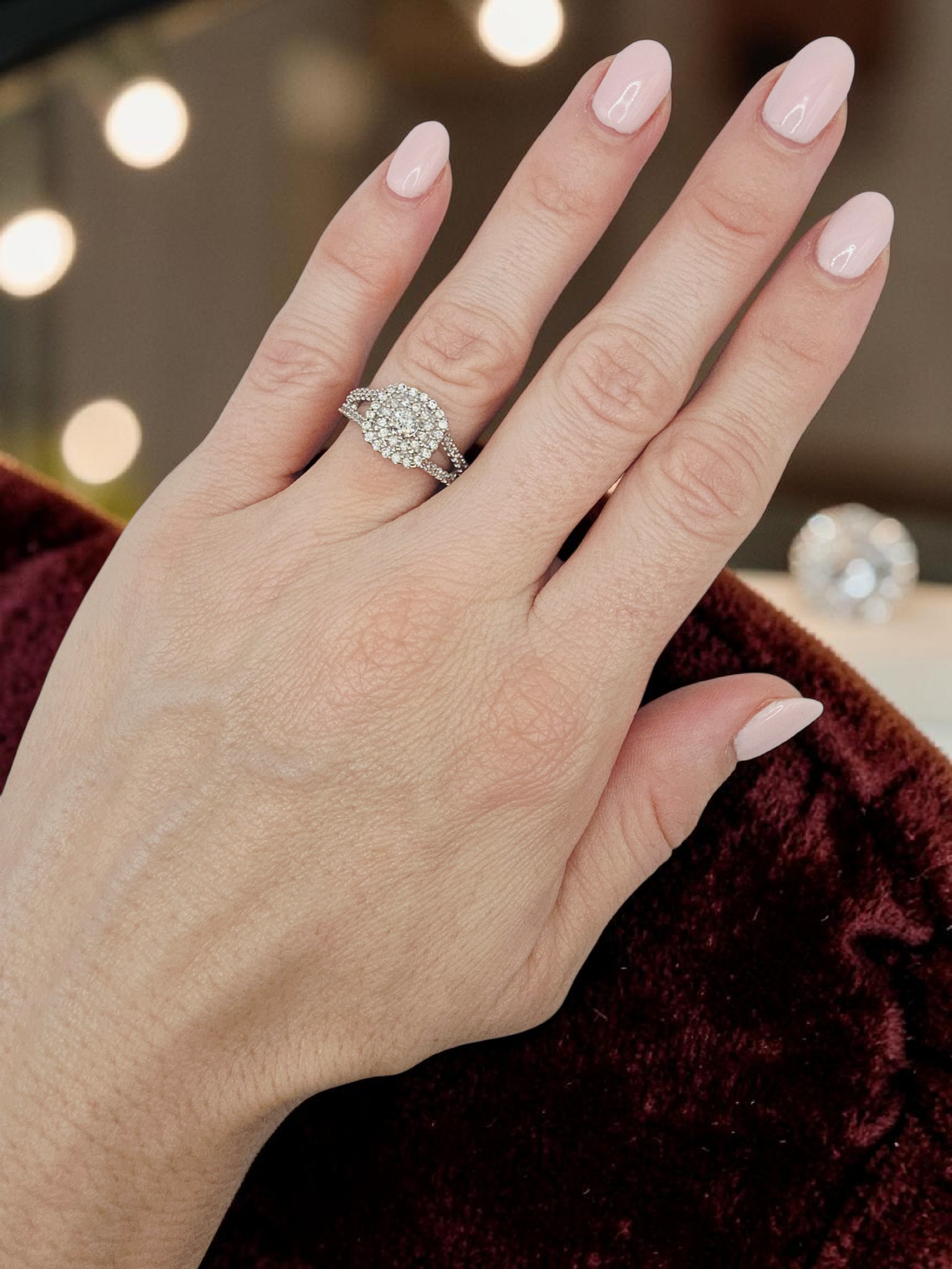 Pompeii3 Solid 10K White Gold Diamond Engagement Ring - Size 7