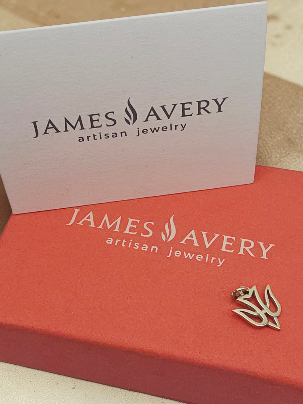 RETIRED James Avery Open Descending Dove Solid 14K Gold Bird Charm Pendant