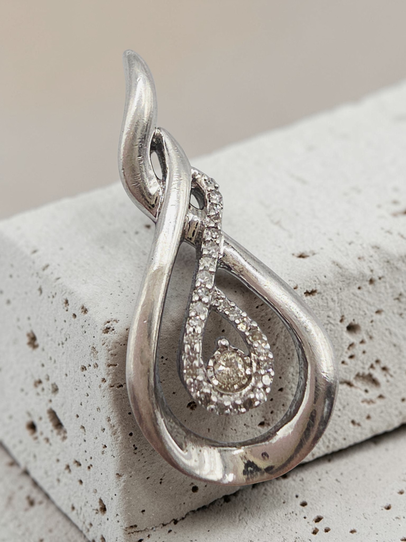 Jane Seymour 925 Sterling Silver Diamond Necklace Pendant