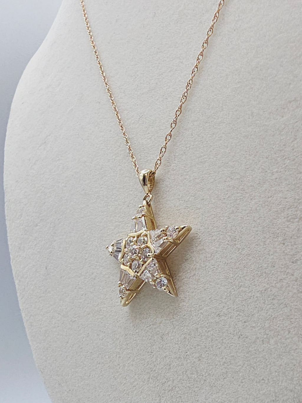 Solid 14K Yellow Gold CZ Star Pendant Necklace - 18 Inch
