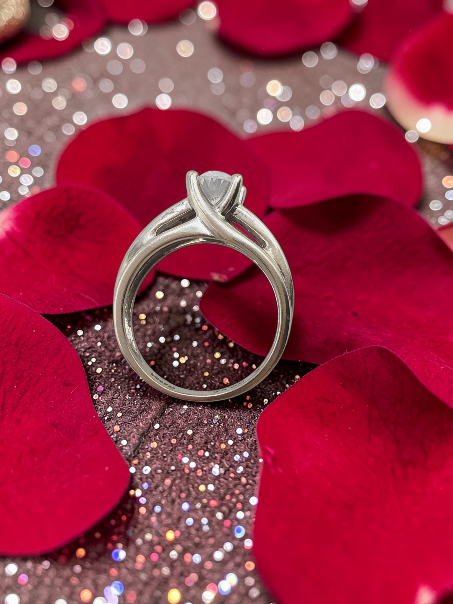Solid 14K White Gold Oval-Cut CZ Ring with Channel Set Accents – Size 6