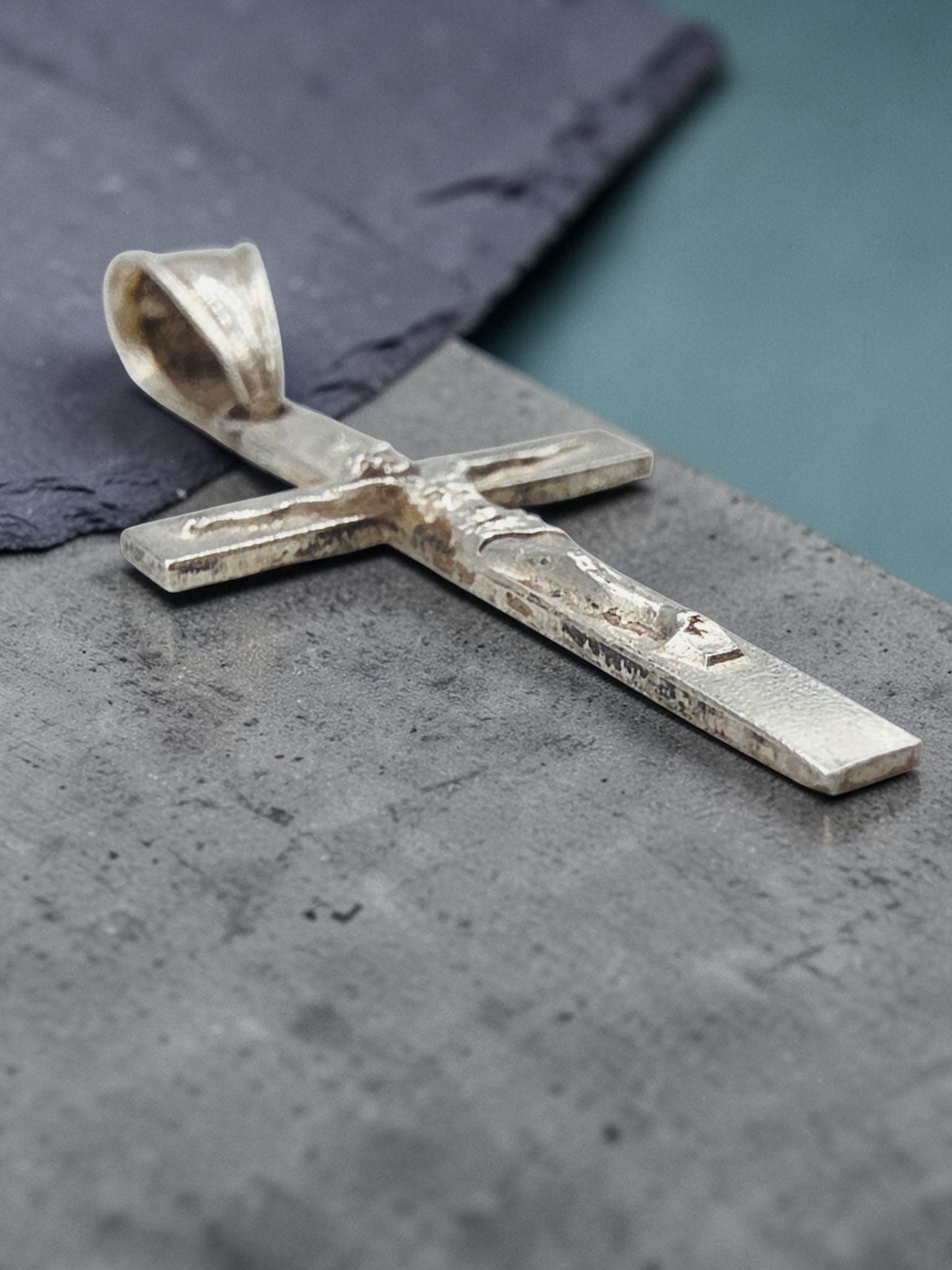 925 Sterling Silver Crucifix Cross Pendant with Jesus Christ Figure